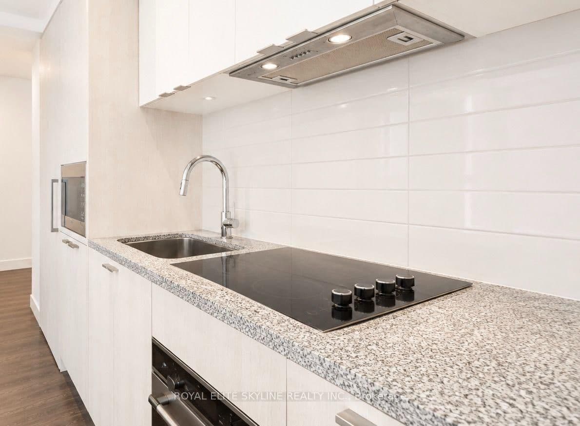 115 Blue Jays Way, Unit 2812 thumbnail 7