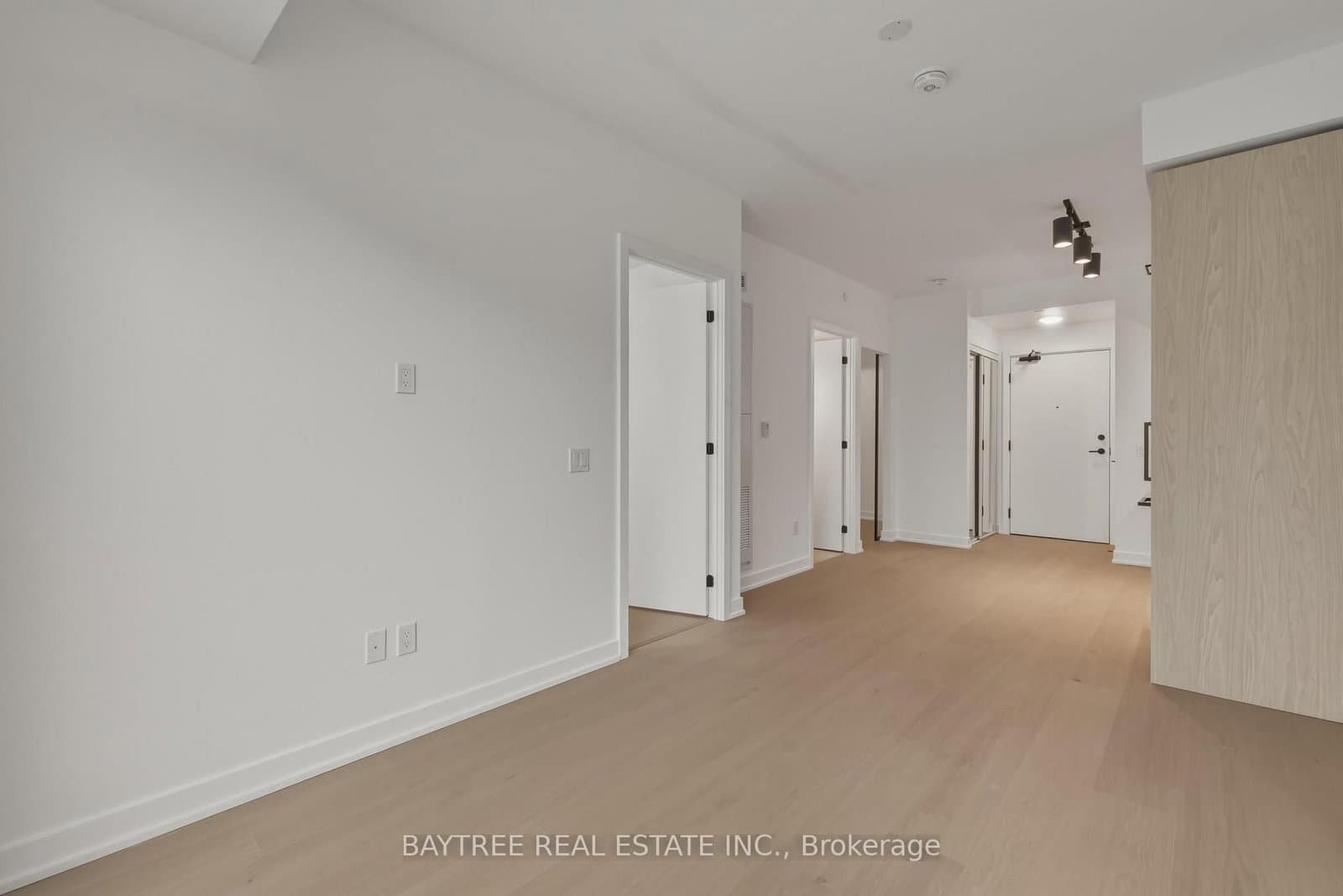 91 Montclair Avenue, Unit 533 thumbnail 8