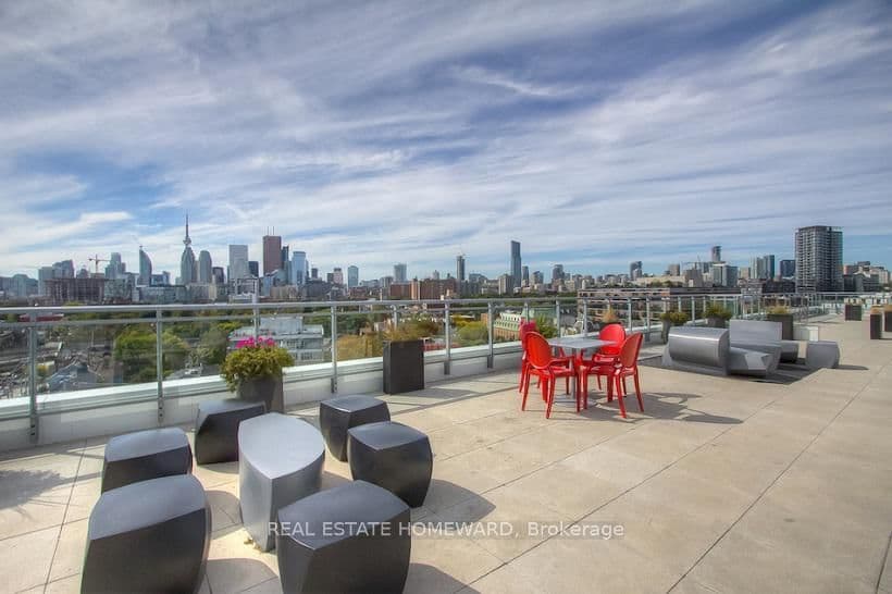 549 King Street E, Unit 310 thumbnail 25