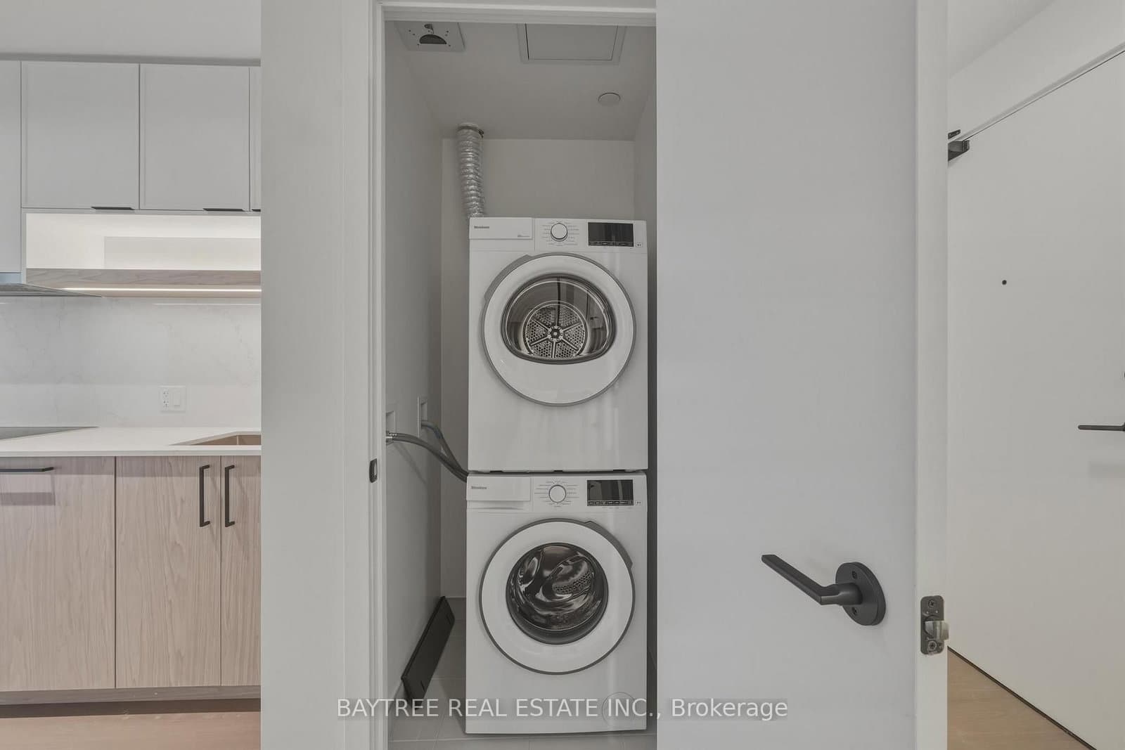 89 Montclair Avenue, Unit 1715 thumbnail 17