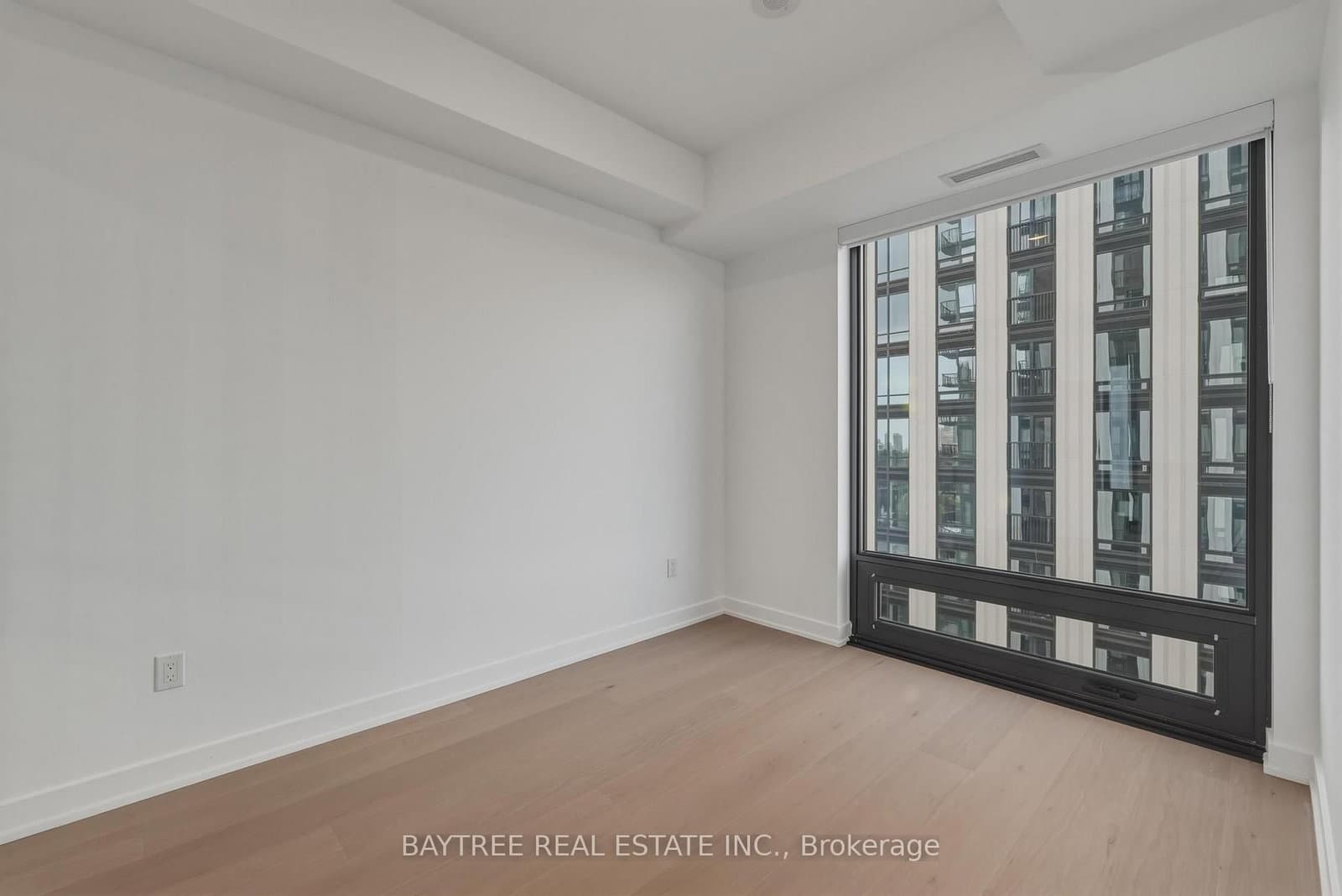 89 Montclair Avenue, Unit 1715 thumbnail 2