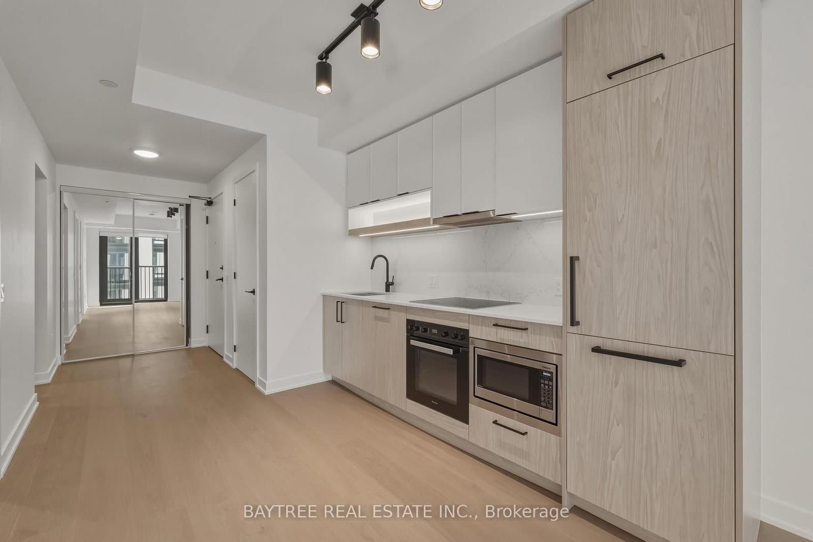 89 Montclair Avenue, Unit 1726 thumbnail 14