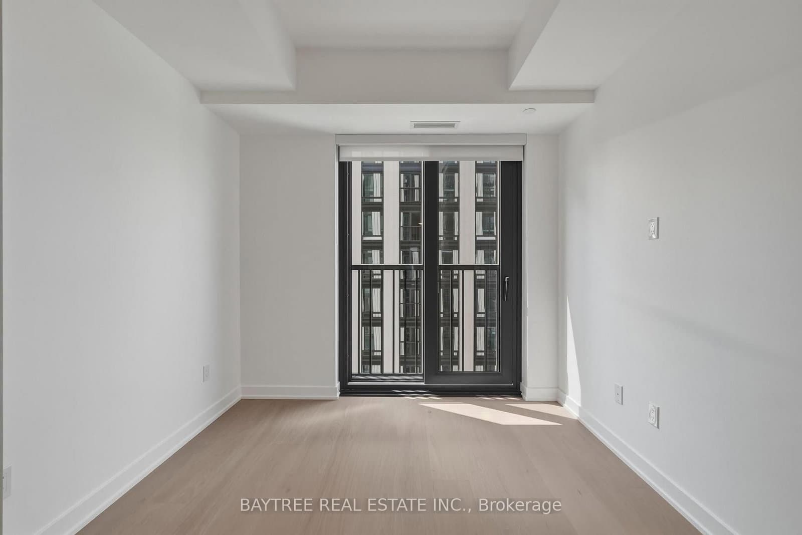 89 Montclair Avenue, Unit 1726 thumbnail 2