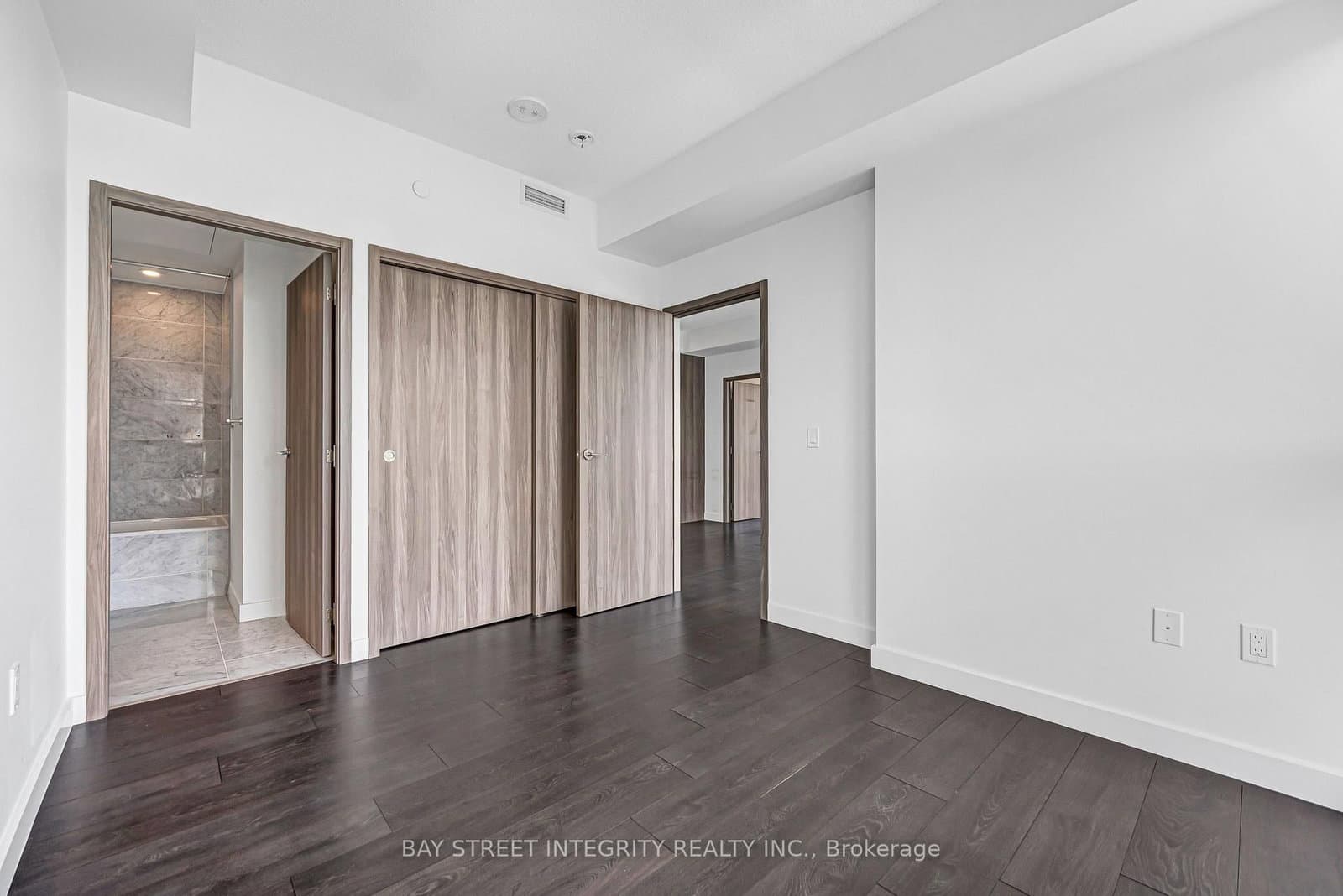 85 McMahon Drive, Unit 1206 thumbnail 14
