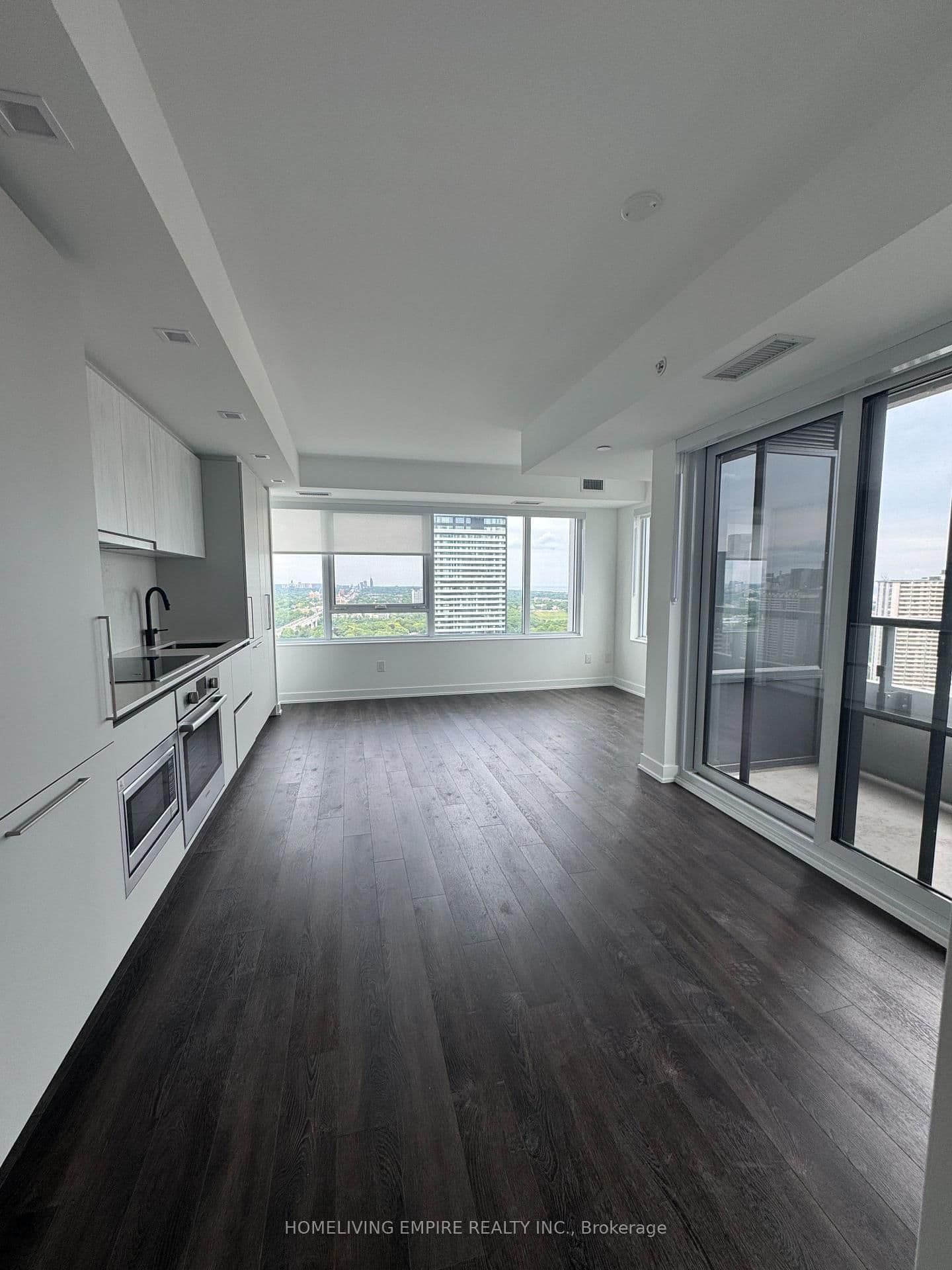 609 Sherbourne Street, Unit 4909 thumbnail 3