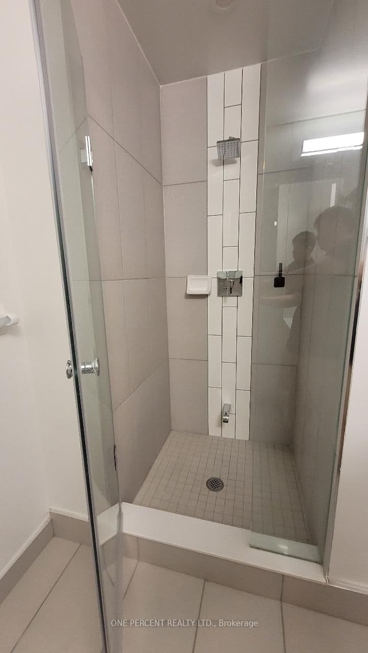 121 Lower Sherbourne Street E, Unit 471 thumbnail 12