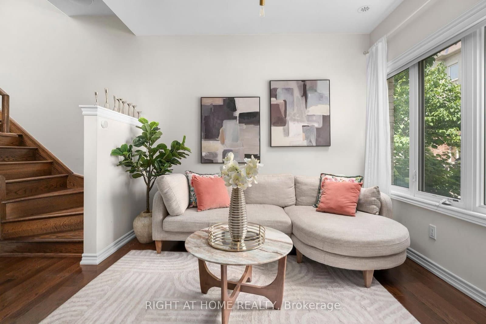 27 Coneflower Crescent, Unit 31 thumbnail 11