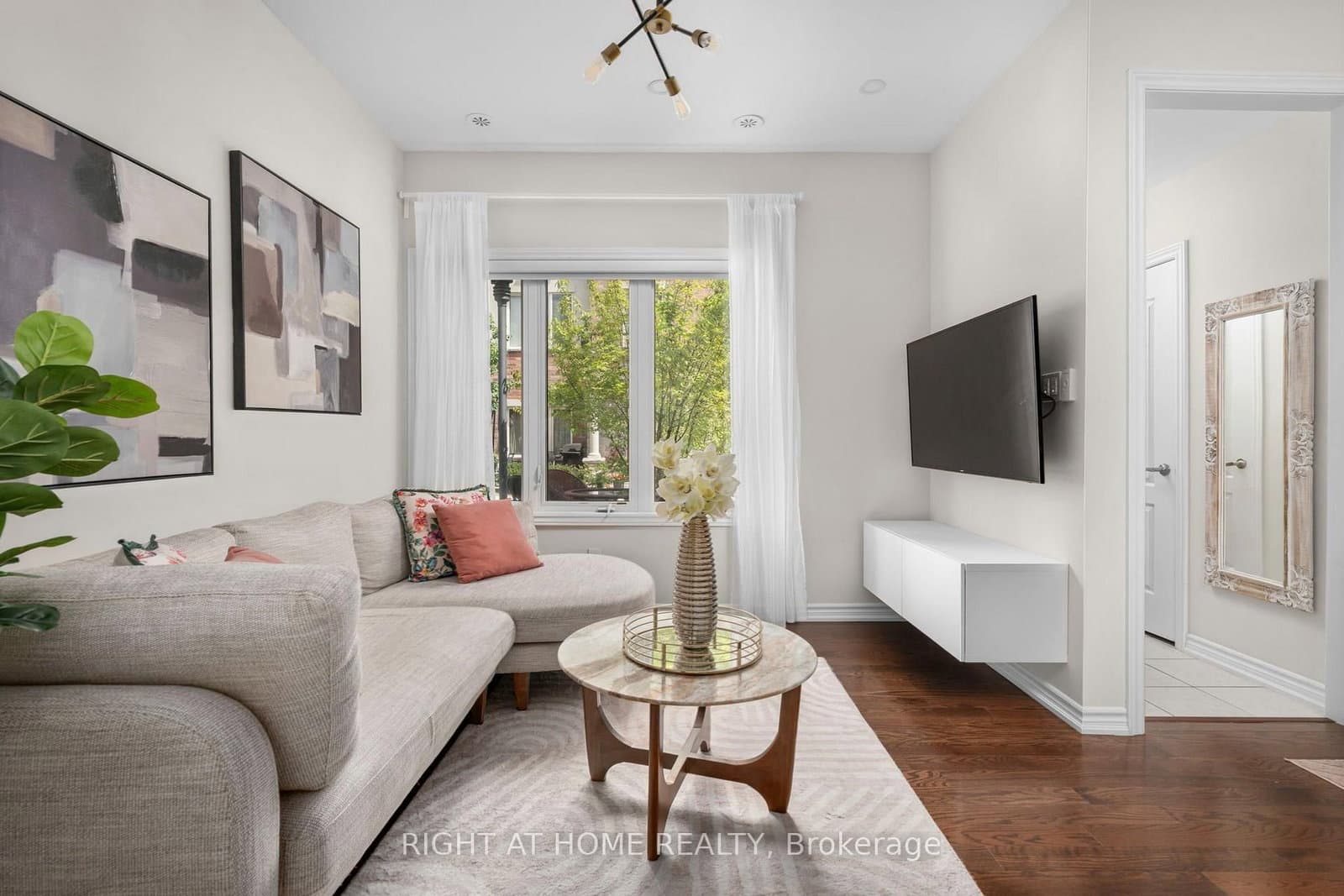 27 Coneflower Crescent, Unit 31 thumbnail 12