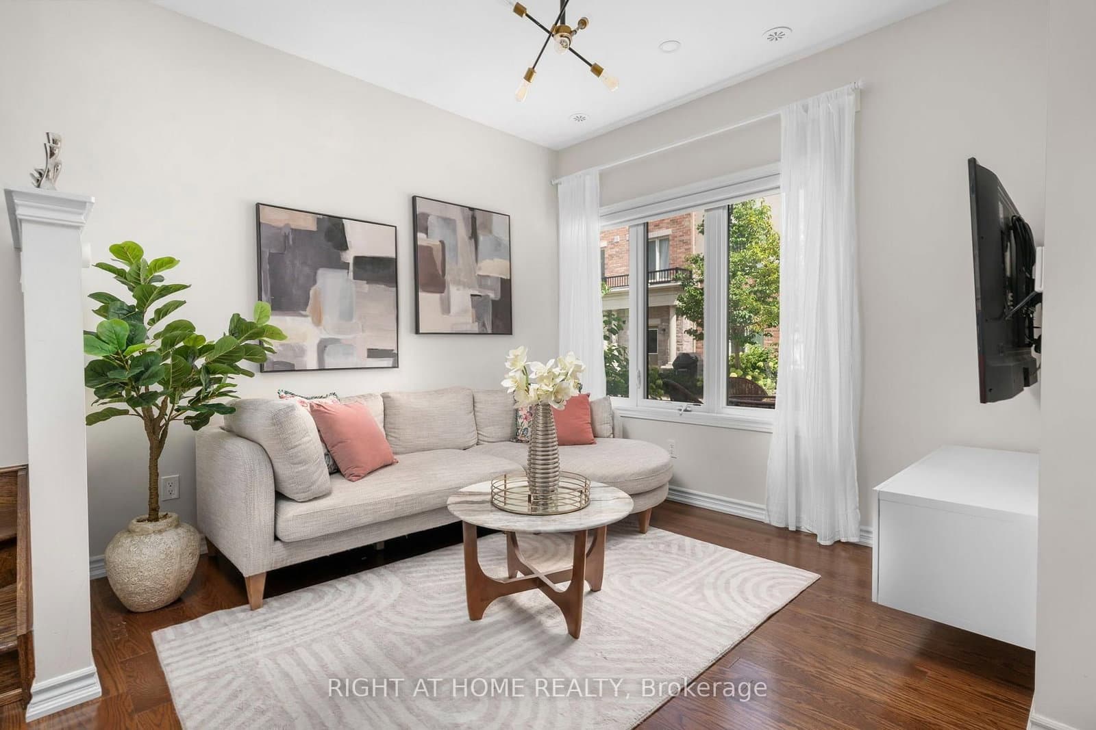 27 Coneflower Crescent, Unit 31 thumbnail 13