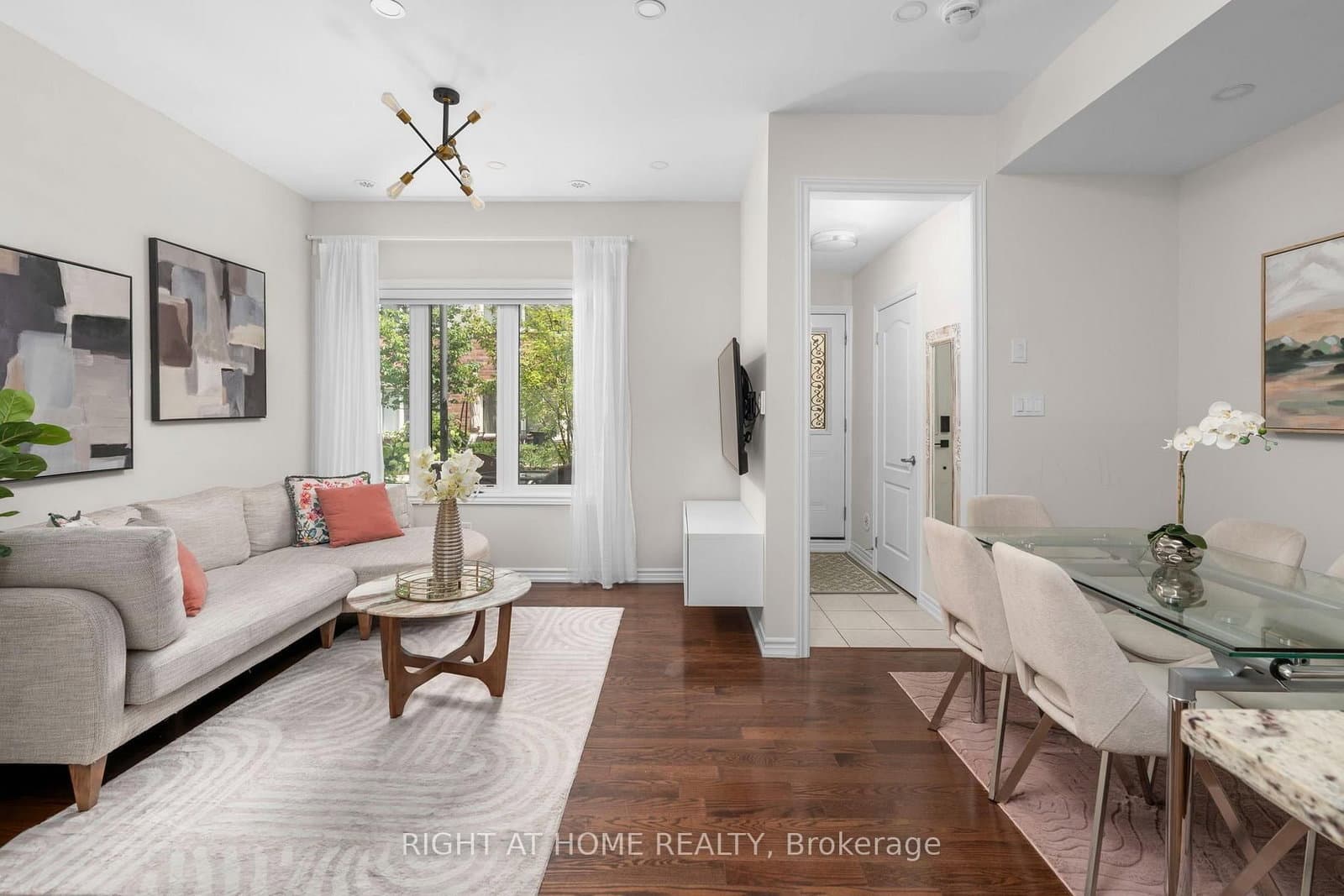 27 Coneflower Crescent, Unit 31 thumbnail 15