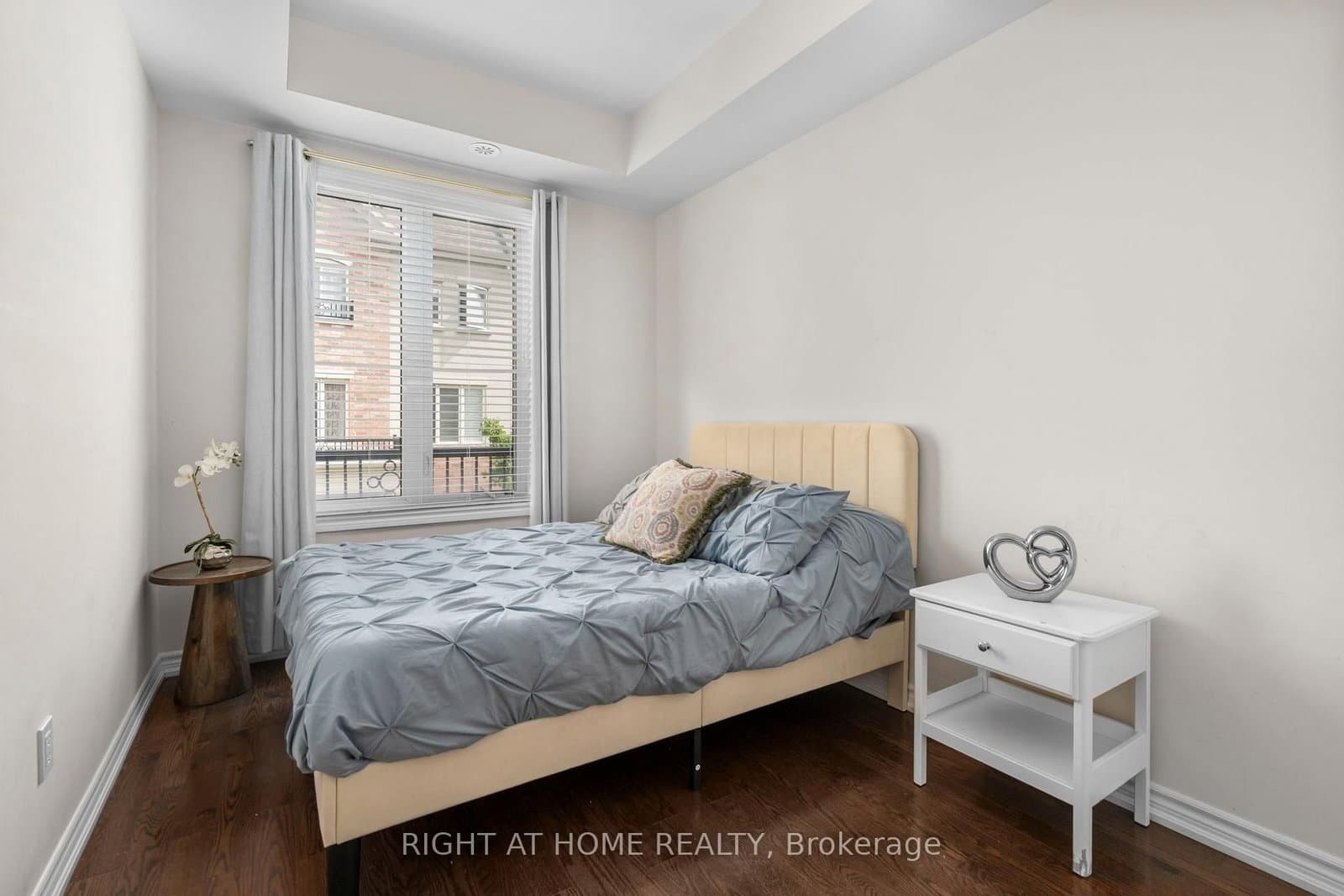 27 Coneflower Crescent, Unit 31 thumbnail 23