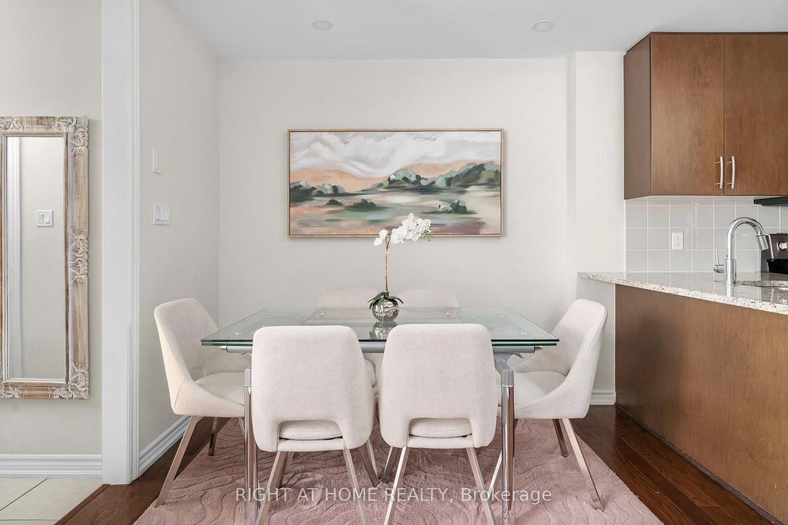 27 Coneflower Crescent, Unit 31 thumbnail 8