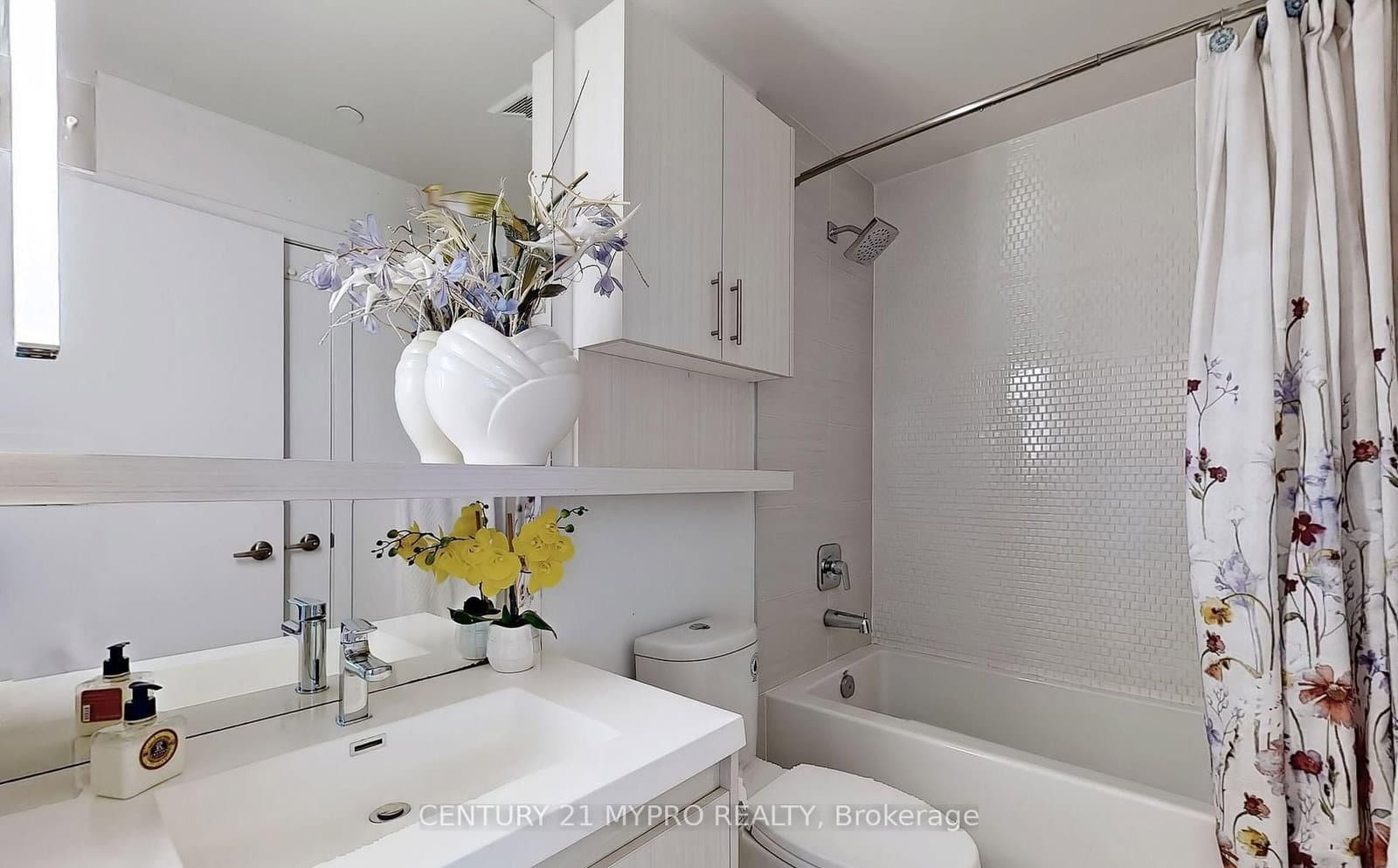 128 Fairview Mall Drive, Unit 904 thumbnail 16