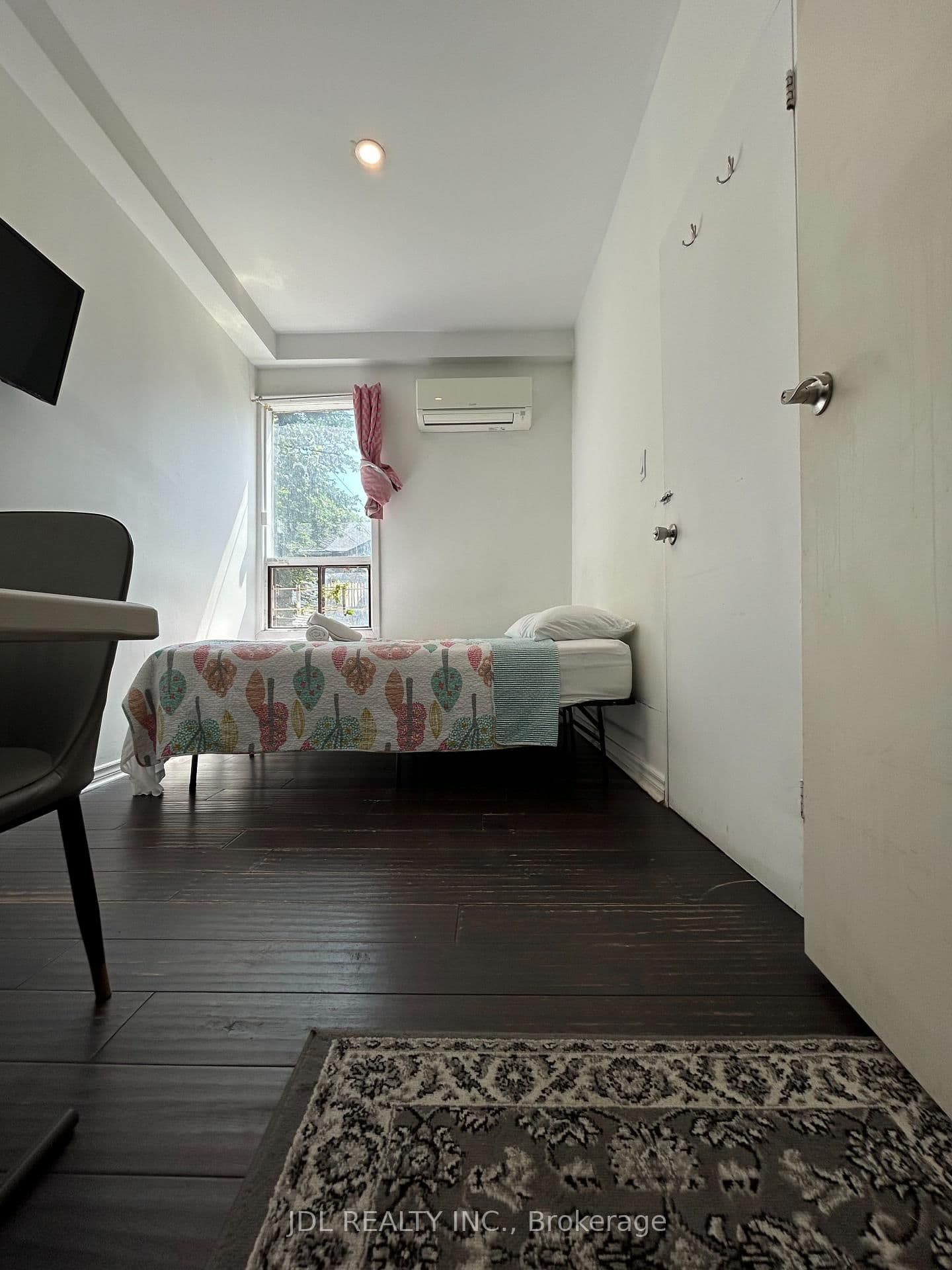 3 Pembroke St Street, Unit Suite A Main Floor thumbnail 3