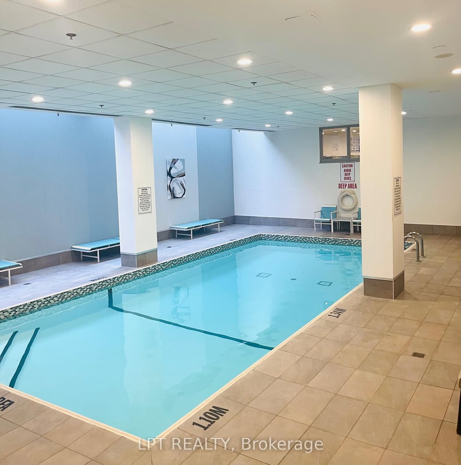 22 Shallmar Boulevard, Unit 402 thumbnail 21