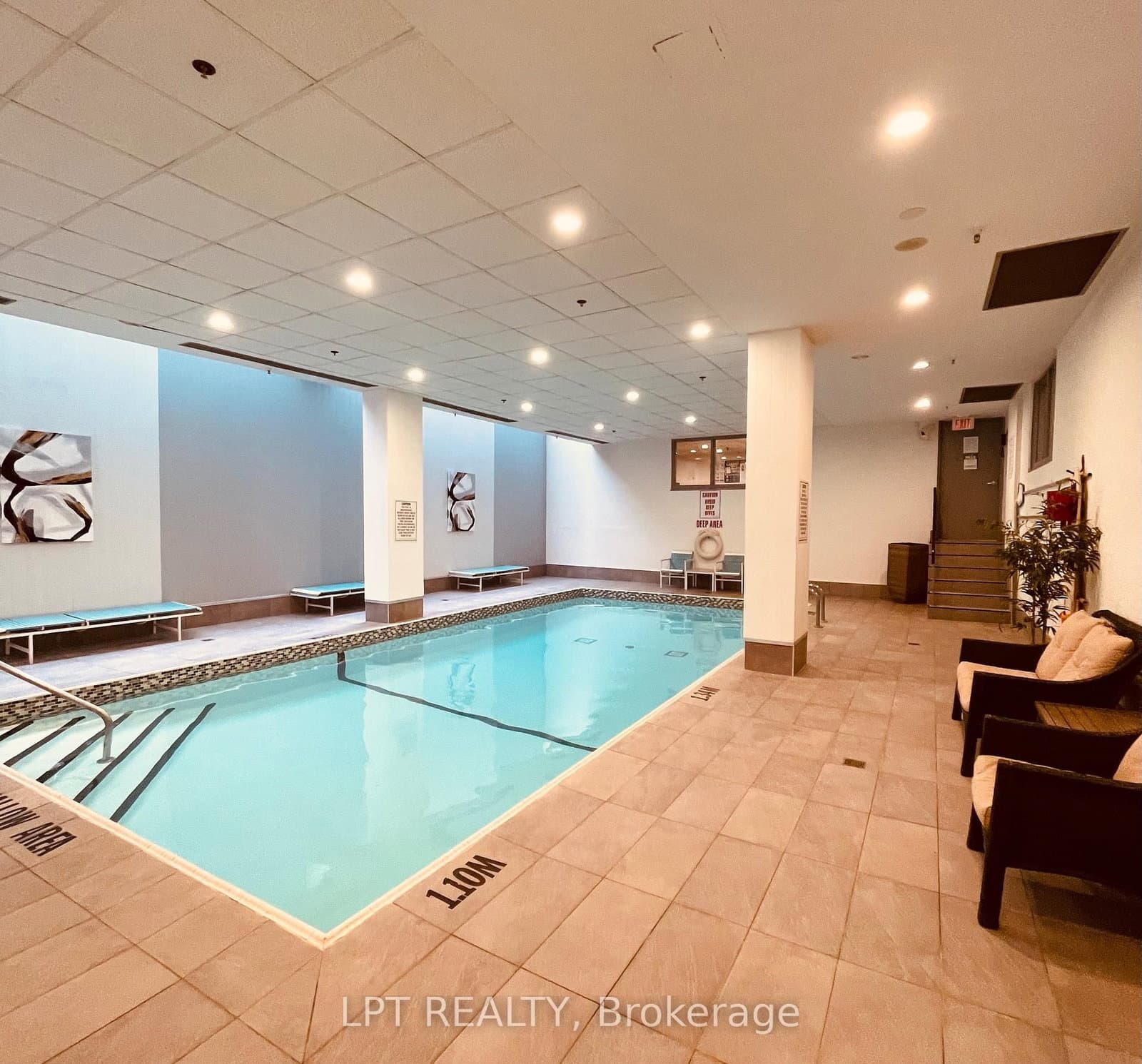 22 Shallmar Boulevard, Unit 402 thumbnail 22