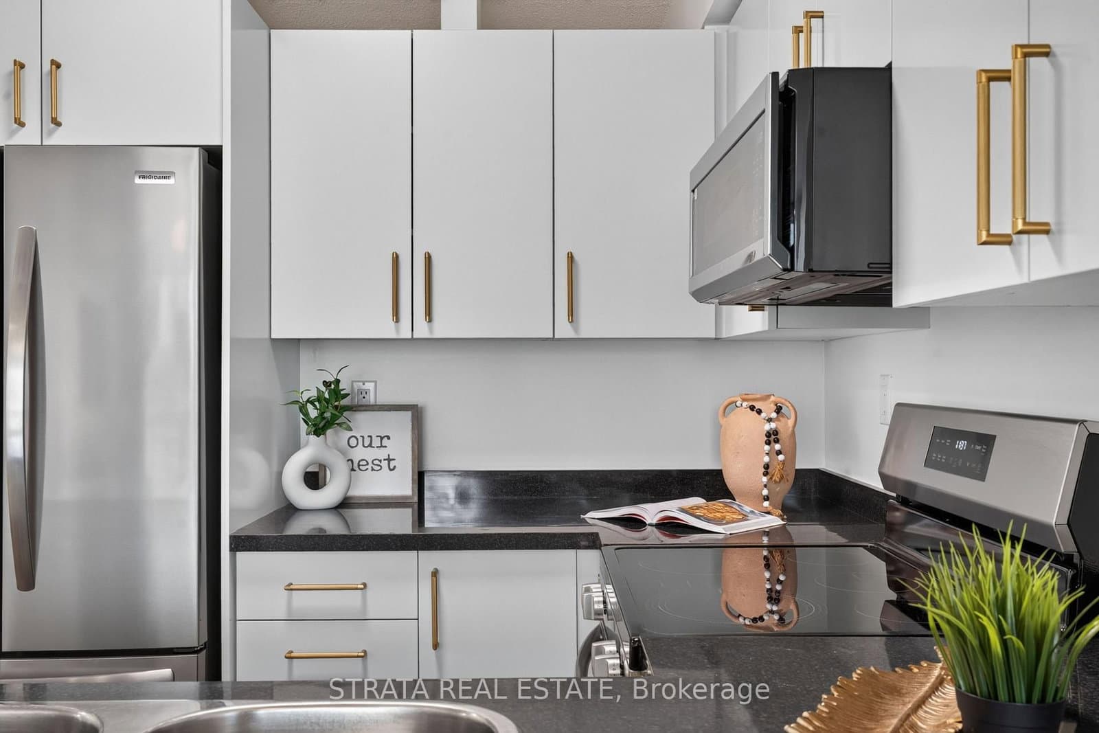 109 Front Street E, Unit 814 thumbnail 12