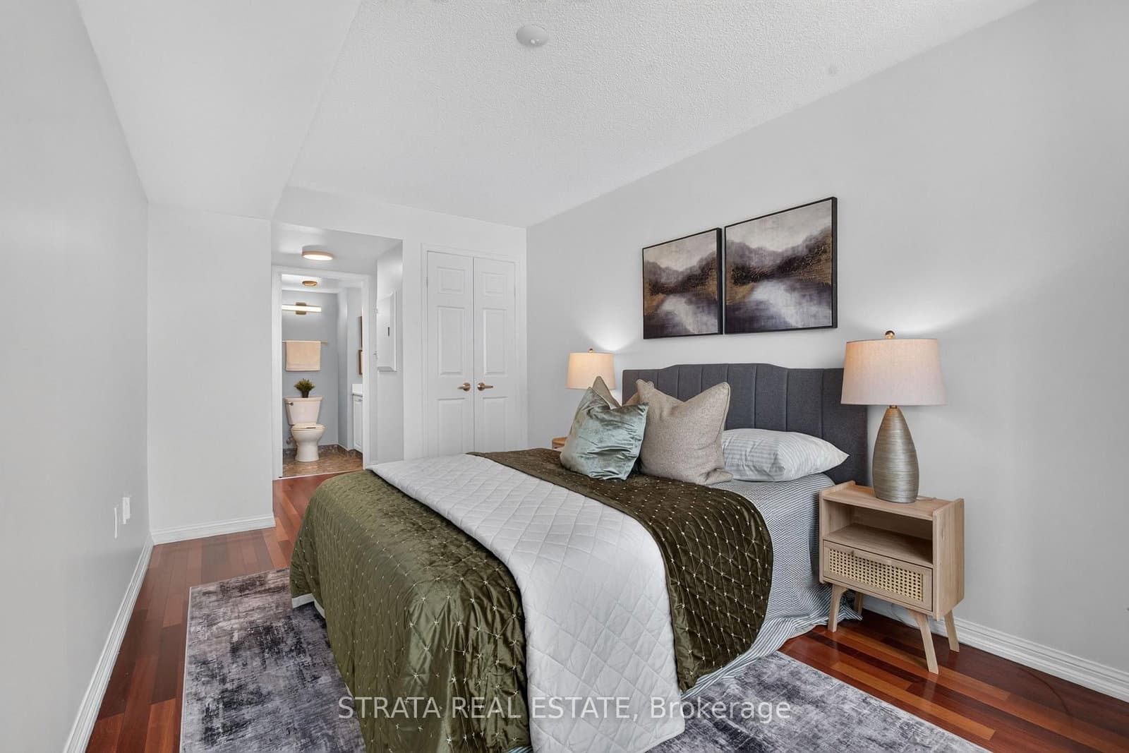109 Front Street E, Unit 814 thumbnail 26