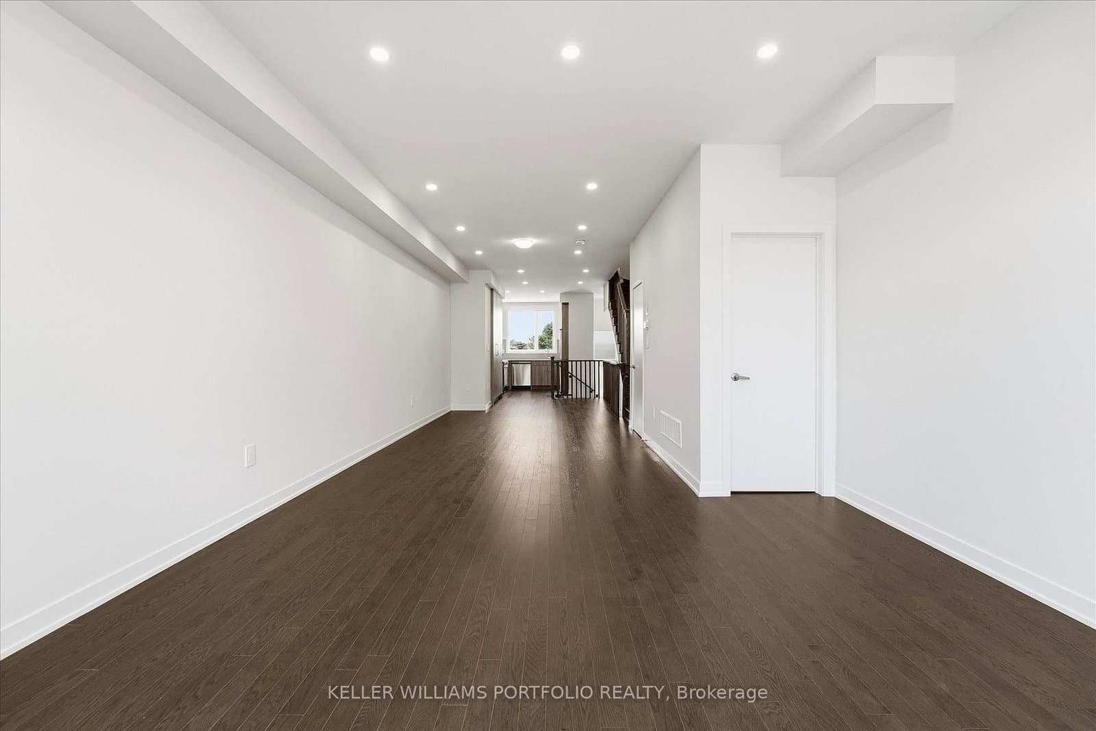 372 Lawrence Heights Way thumbnail 11