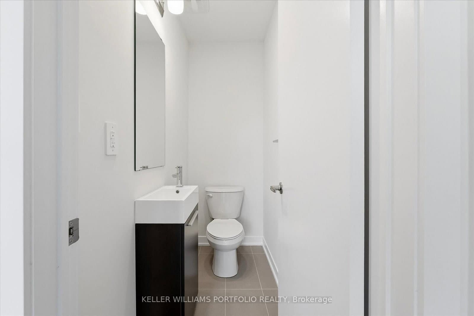 372 Lawrence Heights Way thumbnail 15