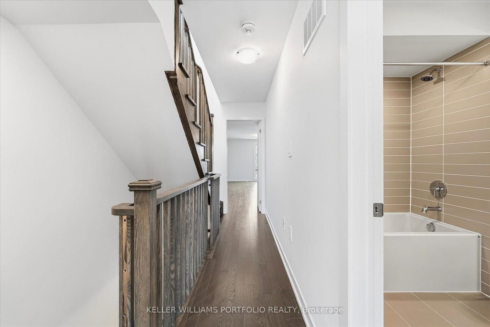 372 Lawrence Heights Way thumbnail 24