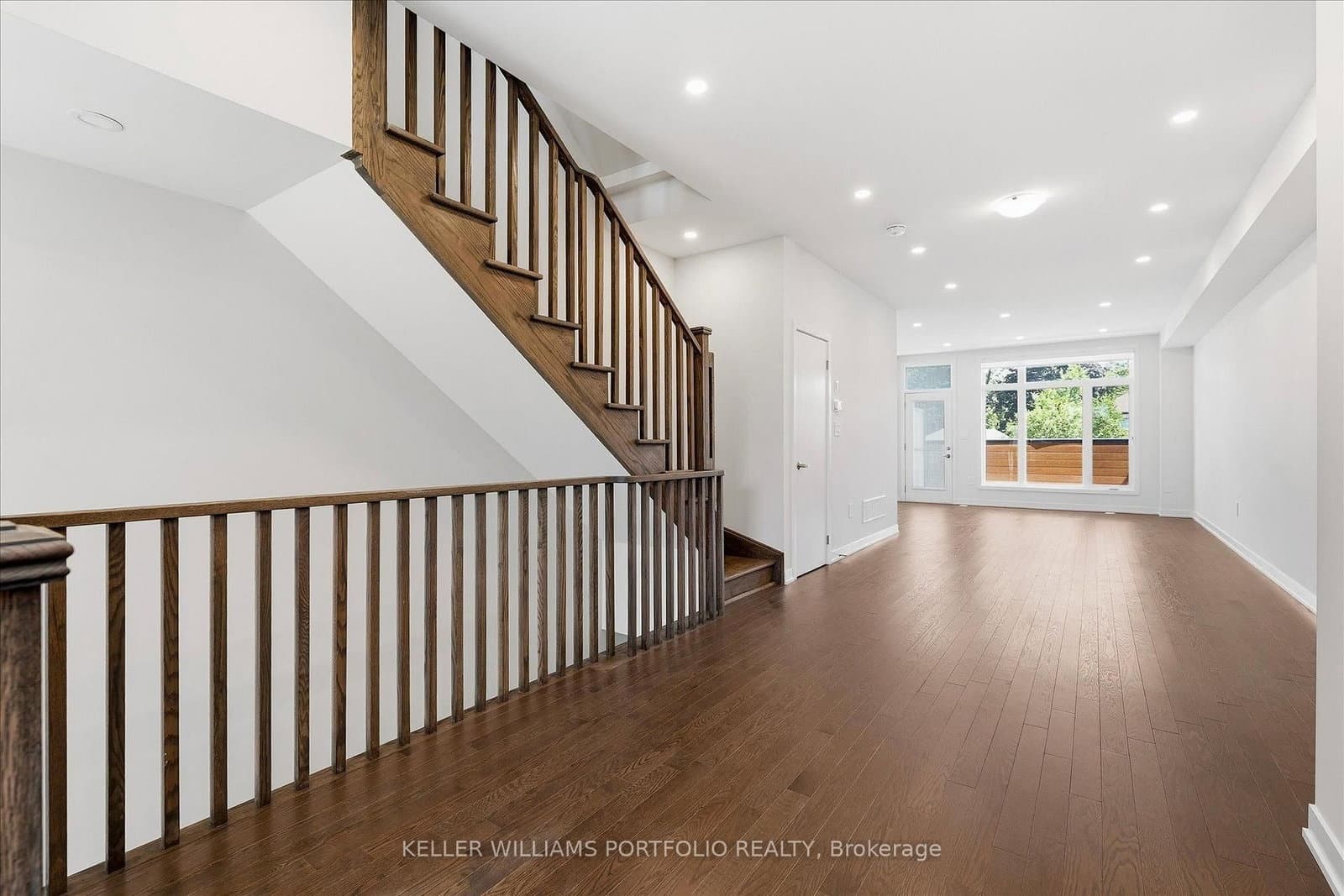 372 Lawrence Heights Way thumbnail 8