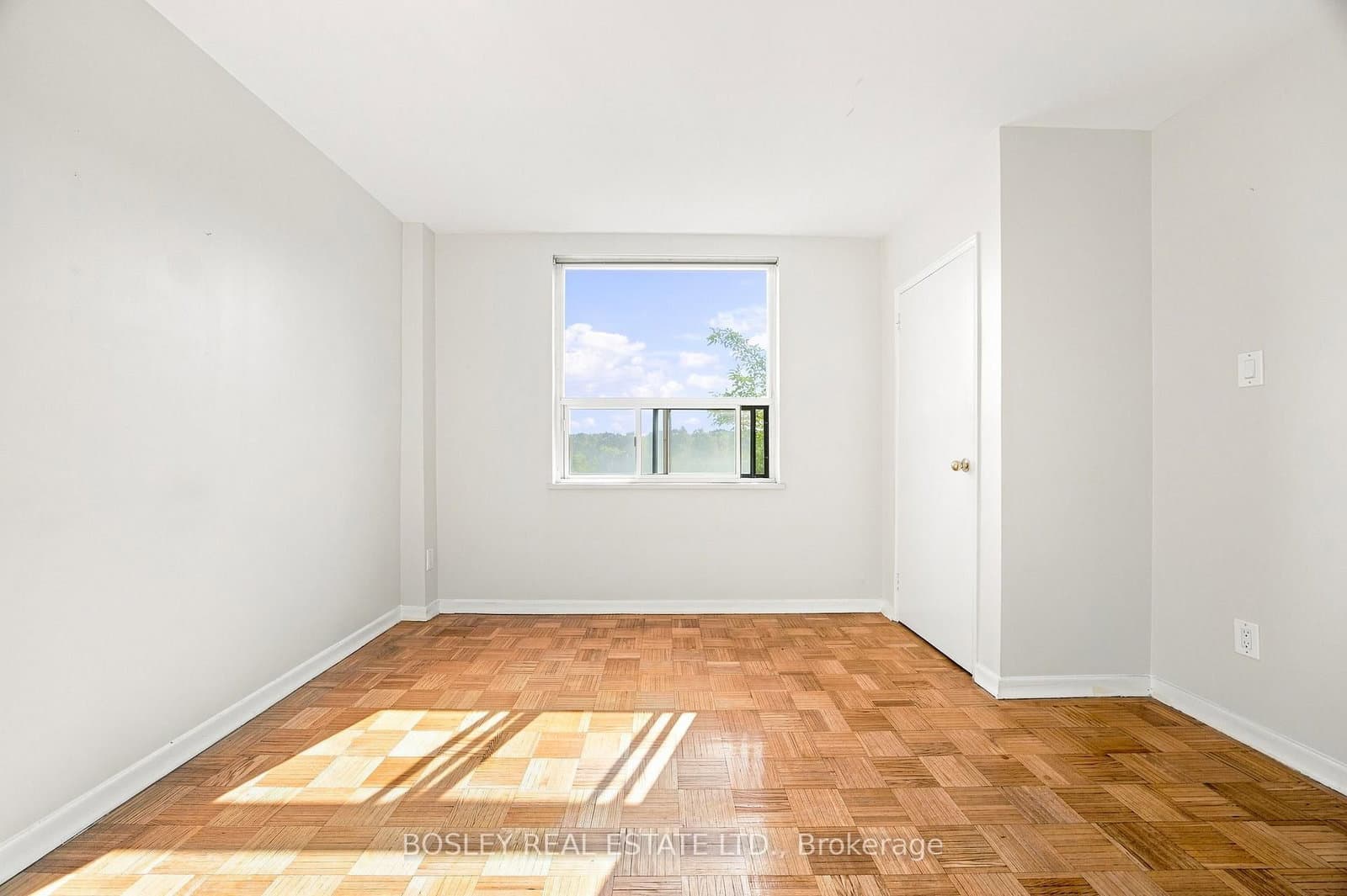 85 Lawton Boulevard, Unit 409 thumbnail 15