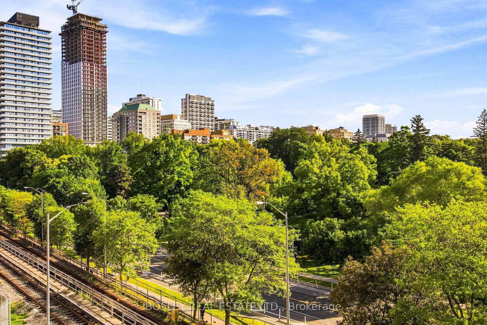 85 Lawton Boulevard, Unit 409 thumbnail 27