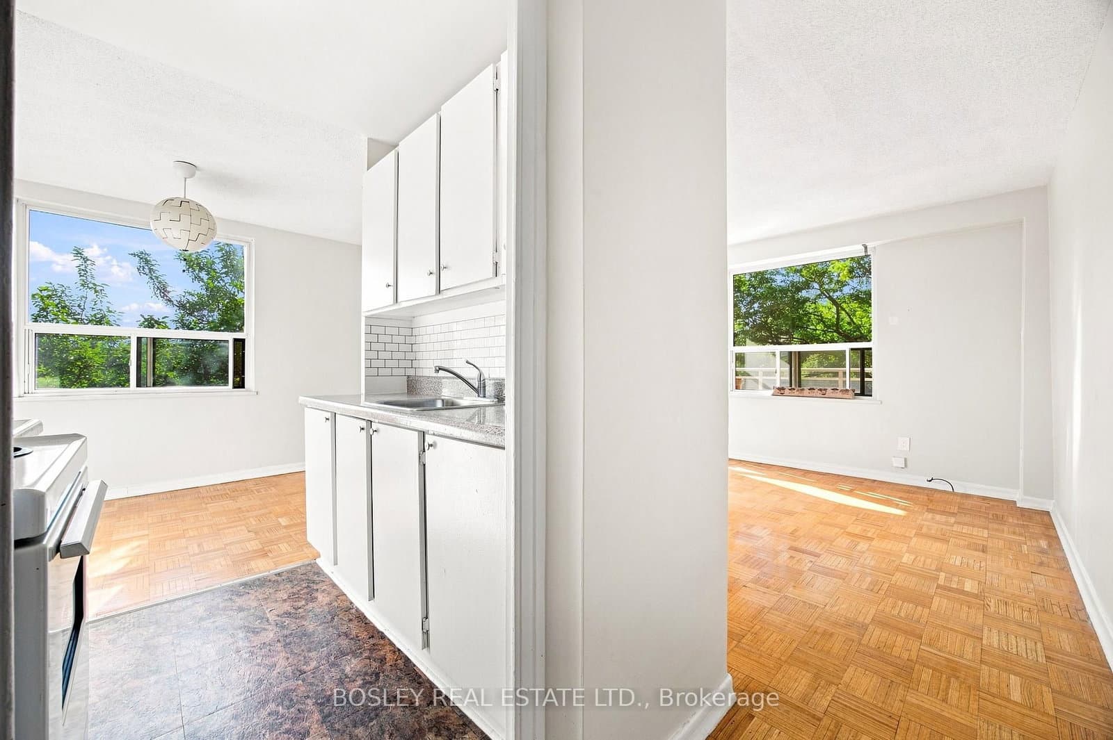 85 Lawton Boulevard, Unit 409 thumbnail 8