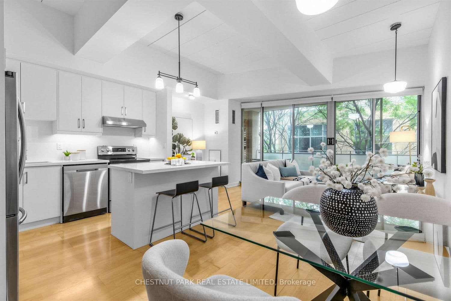 160 Baldwin Street, Unit 409 thumbnail 12