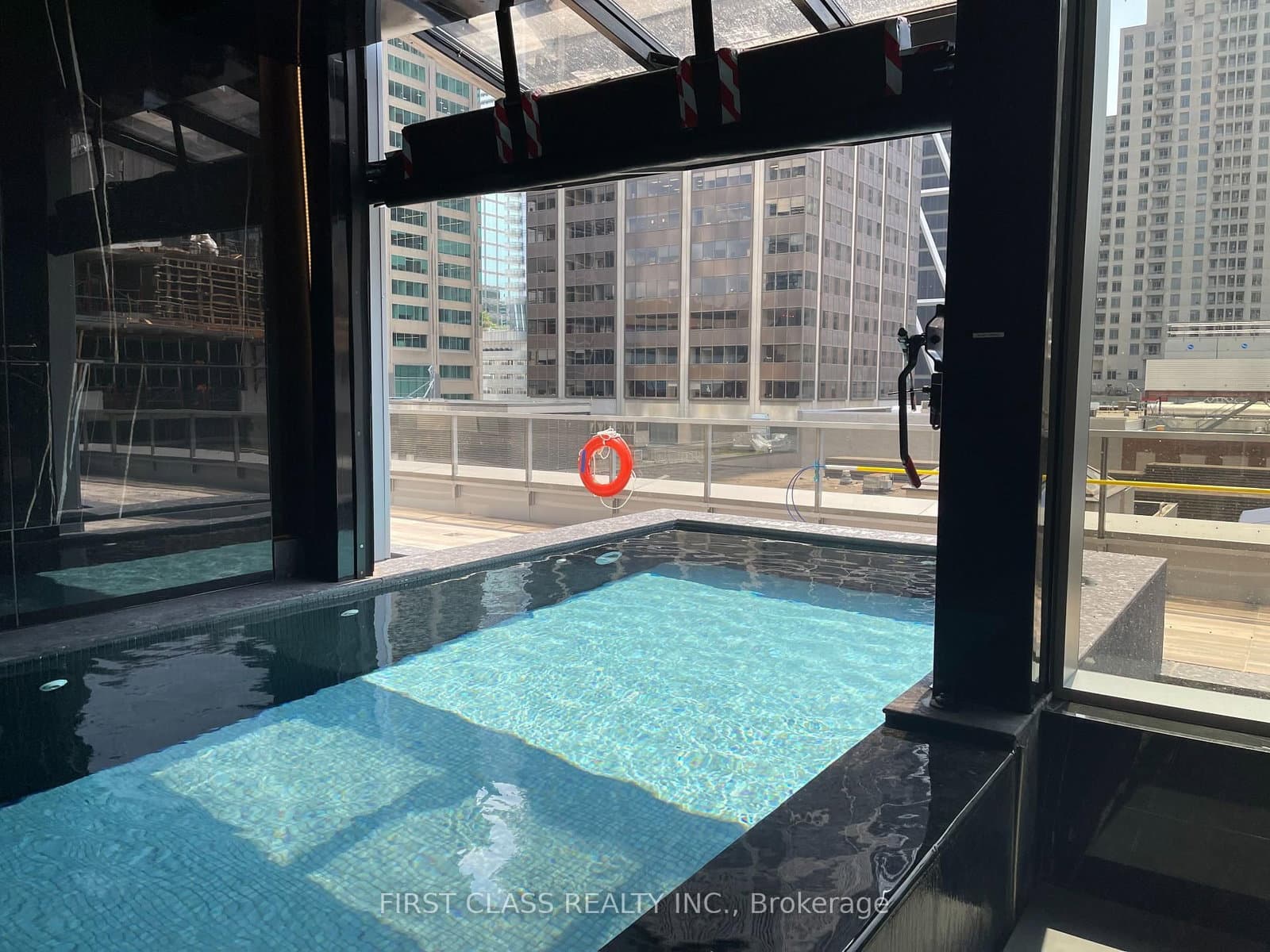 11 Yorkville Avenue, Unit 6307 thumbnail 28