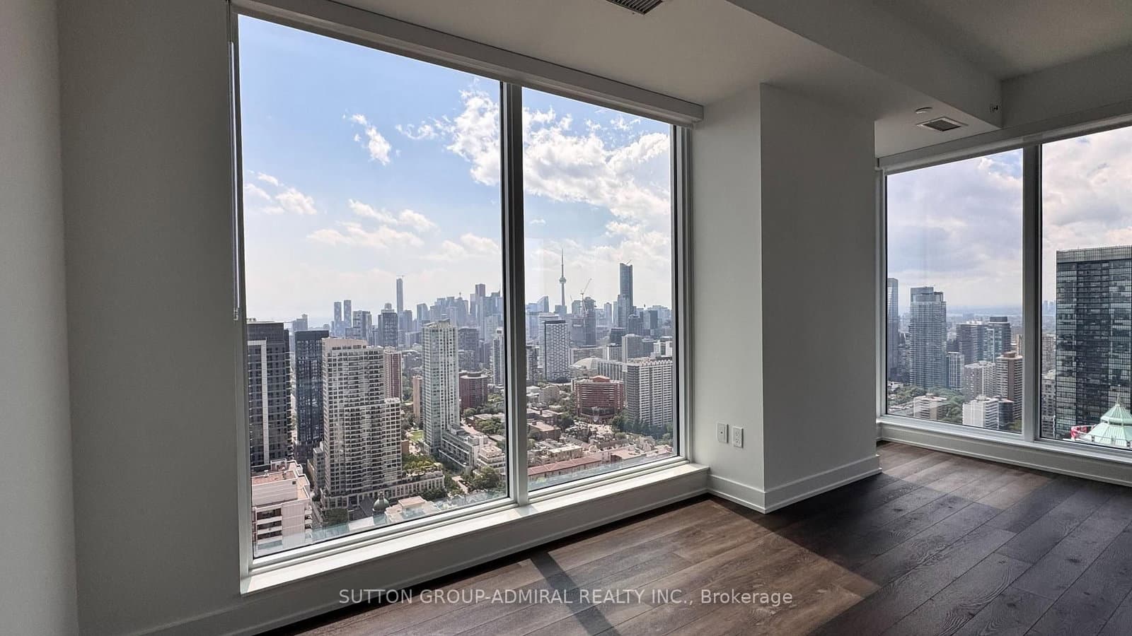 609 Sherbourne Street, Unit 4602 thumbnail 3