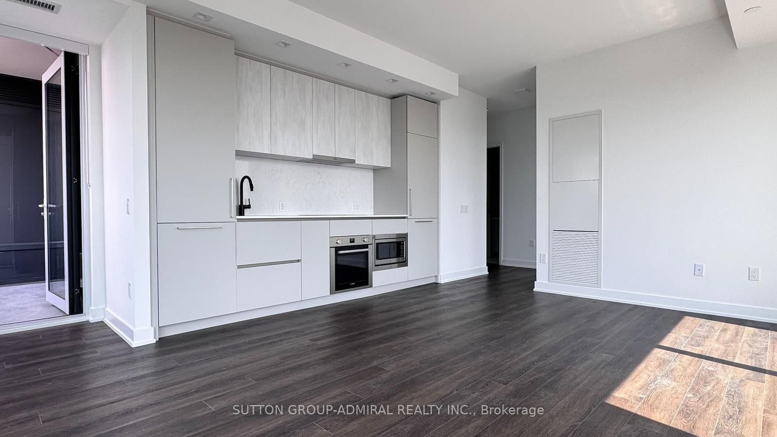 609 Sherbourne Street, Unit 4602 thumbnail 8