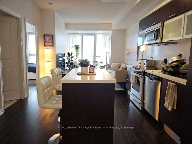386 Yonge Street, Unit 4205 thumbnail 19