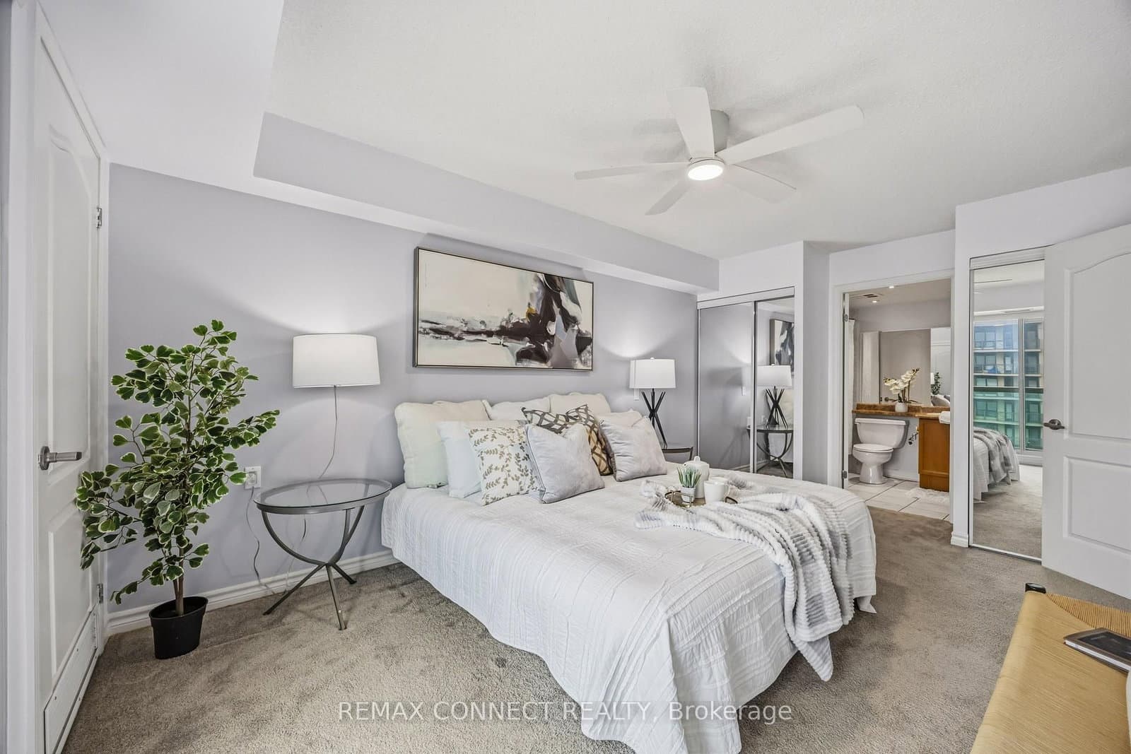 890 Sheppard Avenue W, Unit 504 thumbnail 32