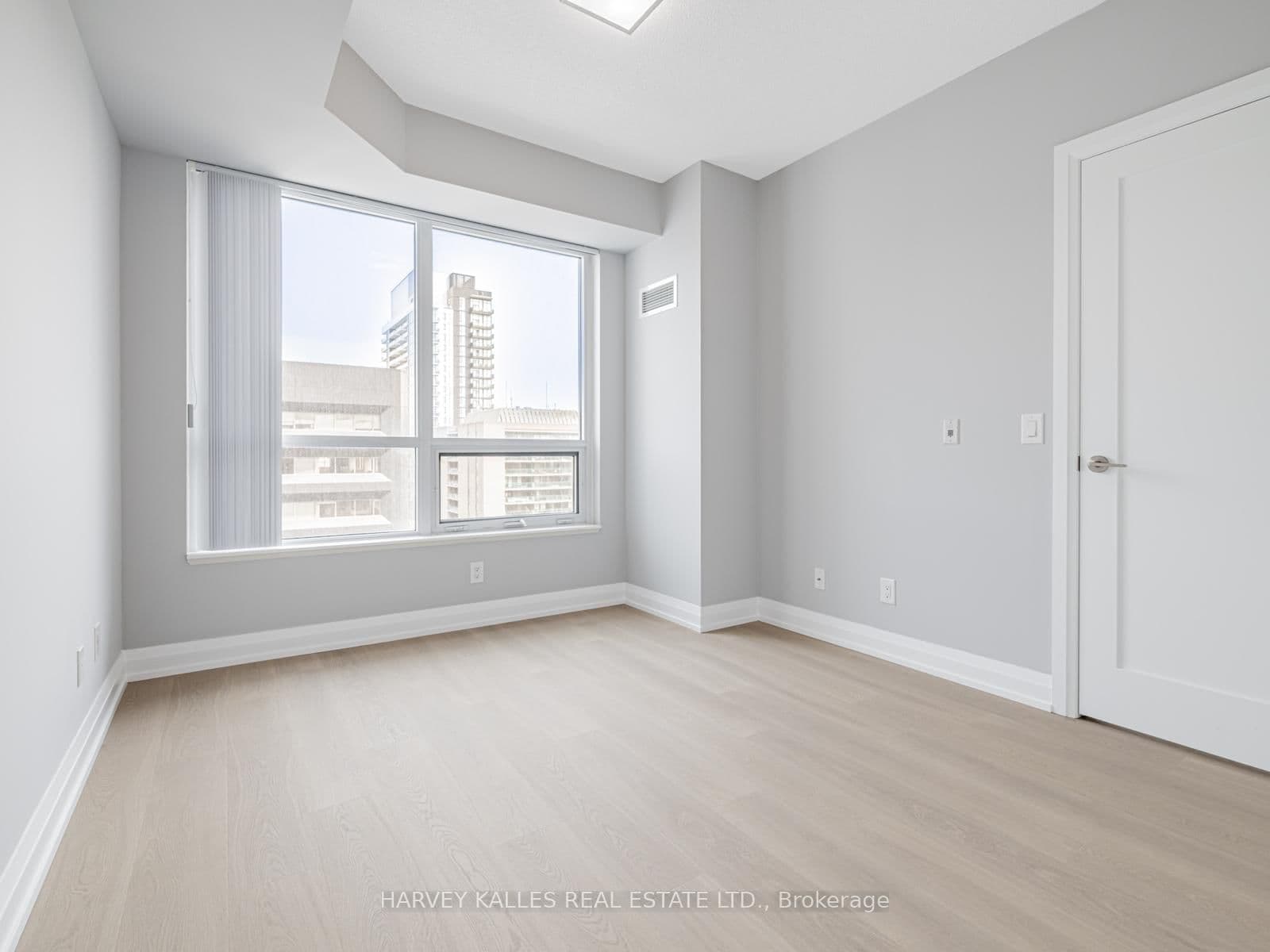 5 Sheppard Avenue E, Unit 2121 thumbnail 15
