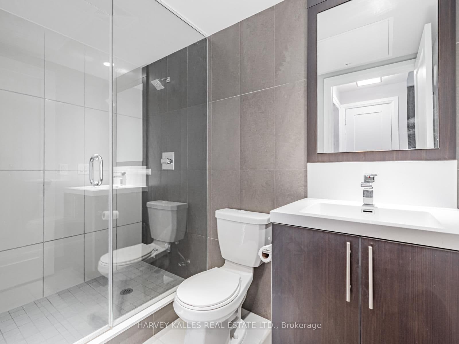 5 Sheppard Avenue E, Unit 2121 thumbnail 17