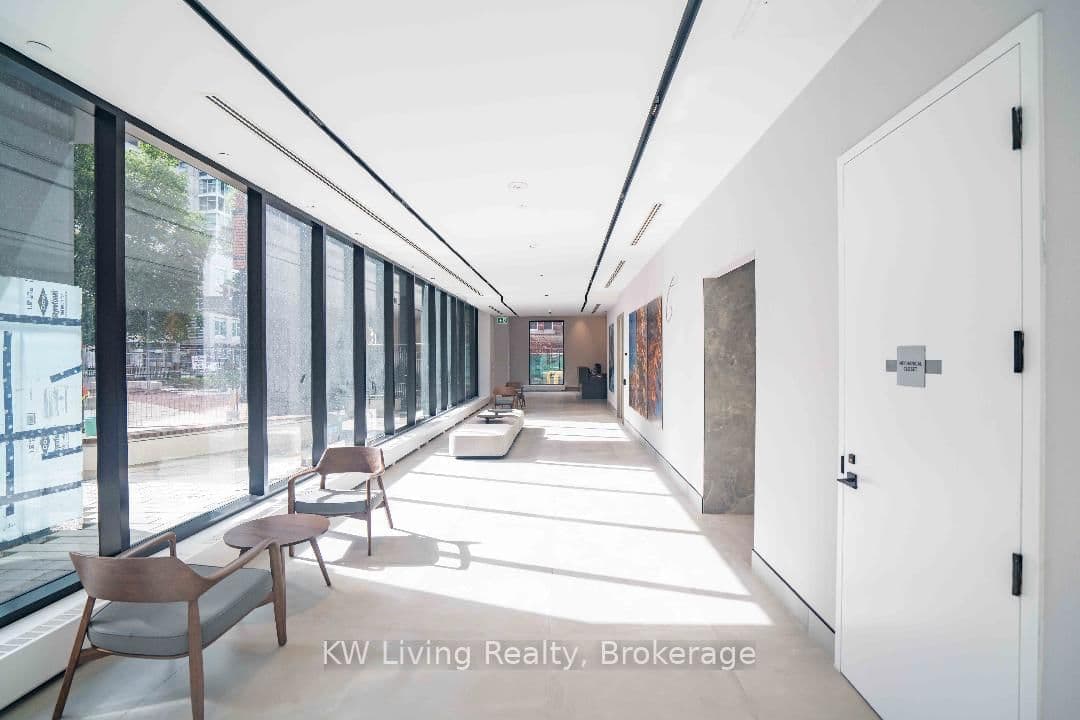609 Sherbourne Street, Unit 5005 thumbnail 3