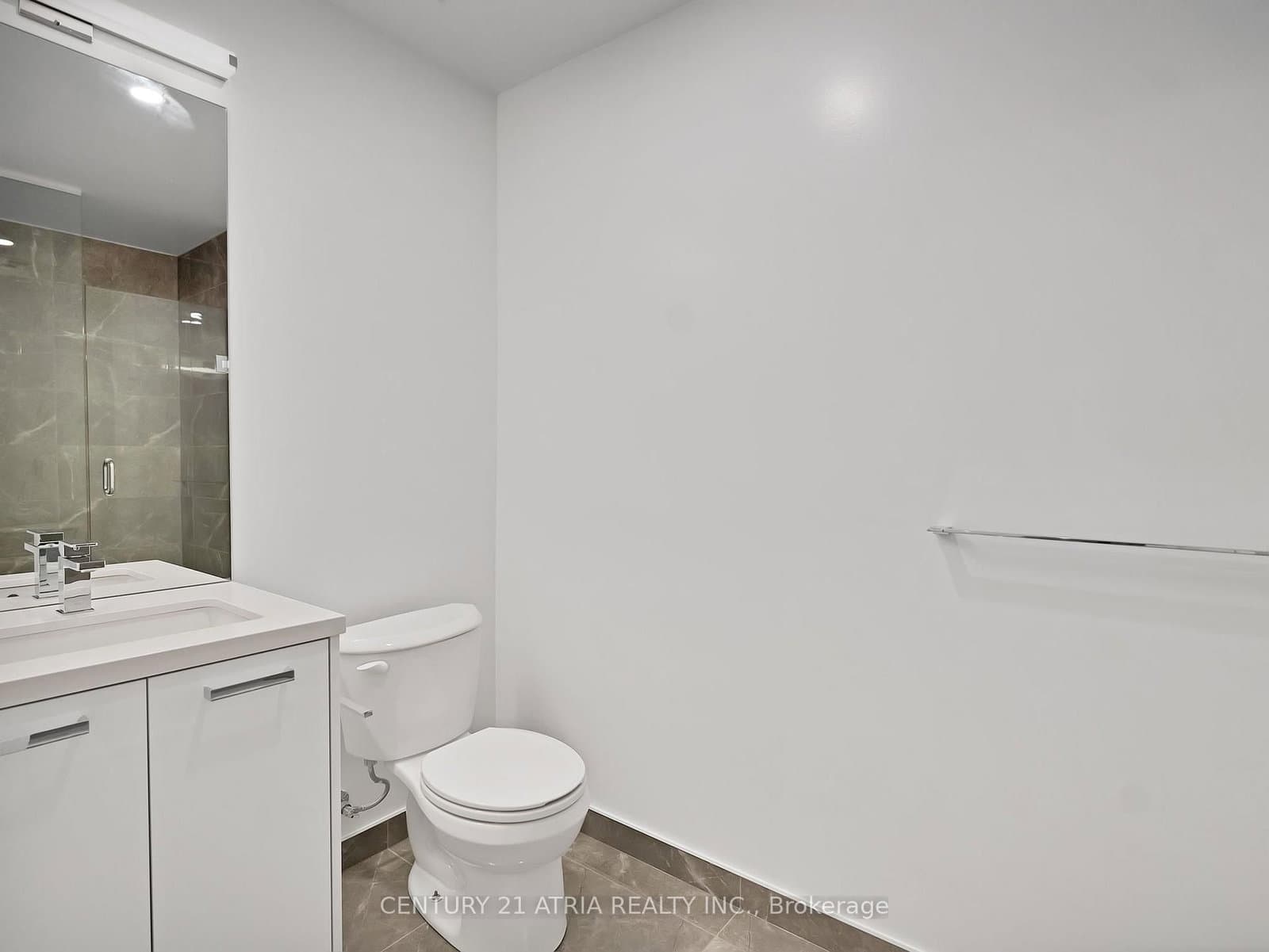 195 McCaul Street, Unit 716 thumbnail 13