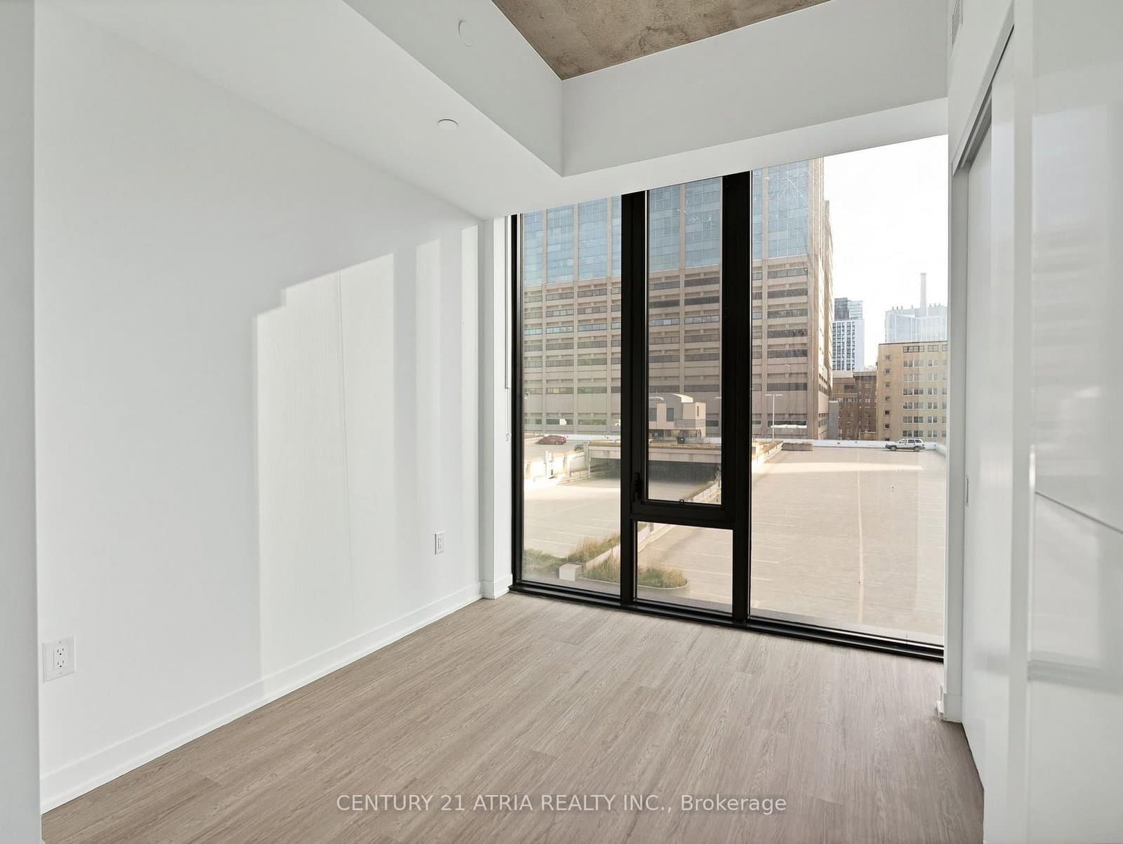 195 McCaul Street, Unit 716 thumbnail 28