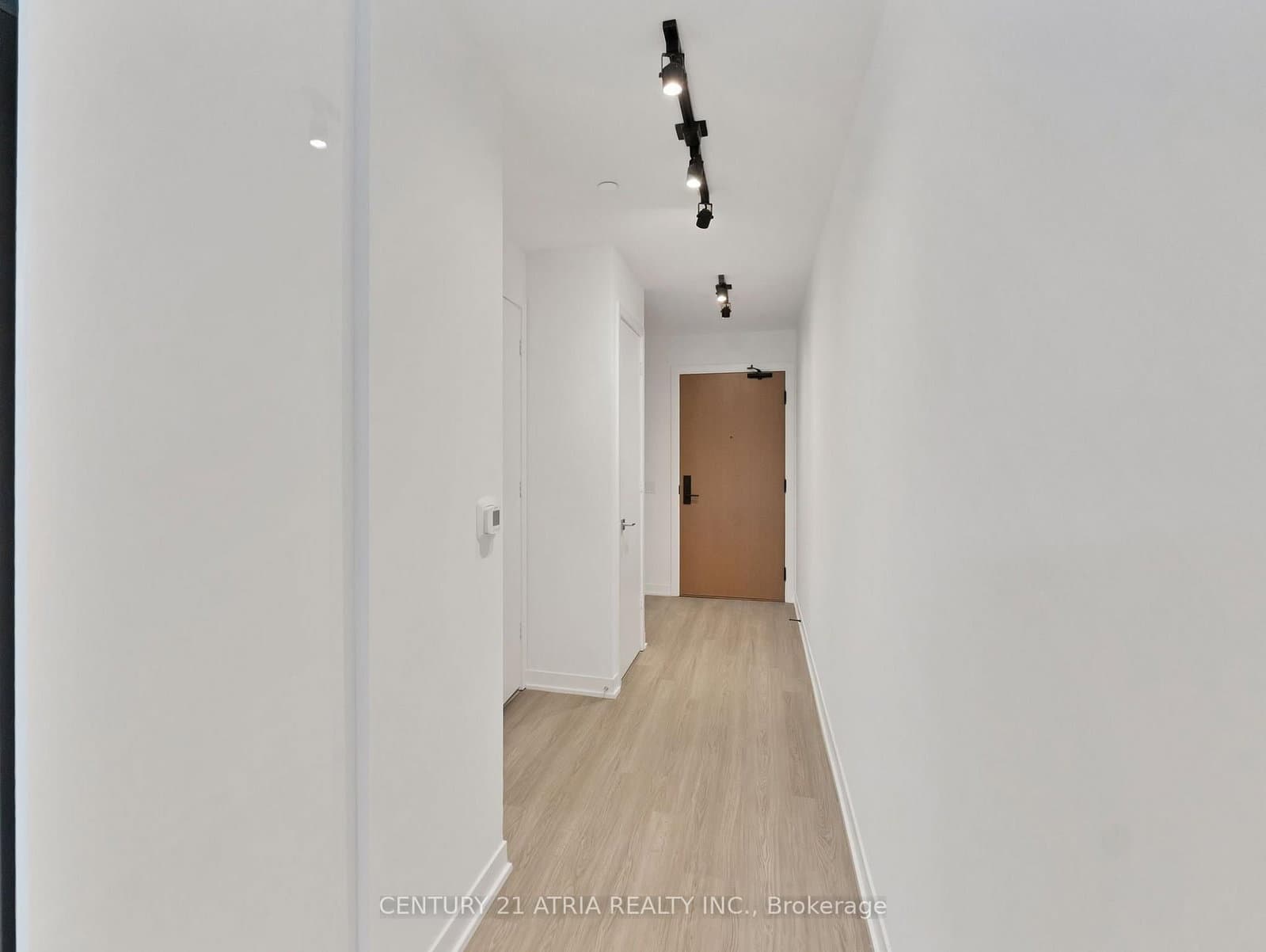 195 McCaul Street, Unit 716 thumbnail 31