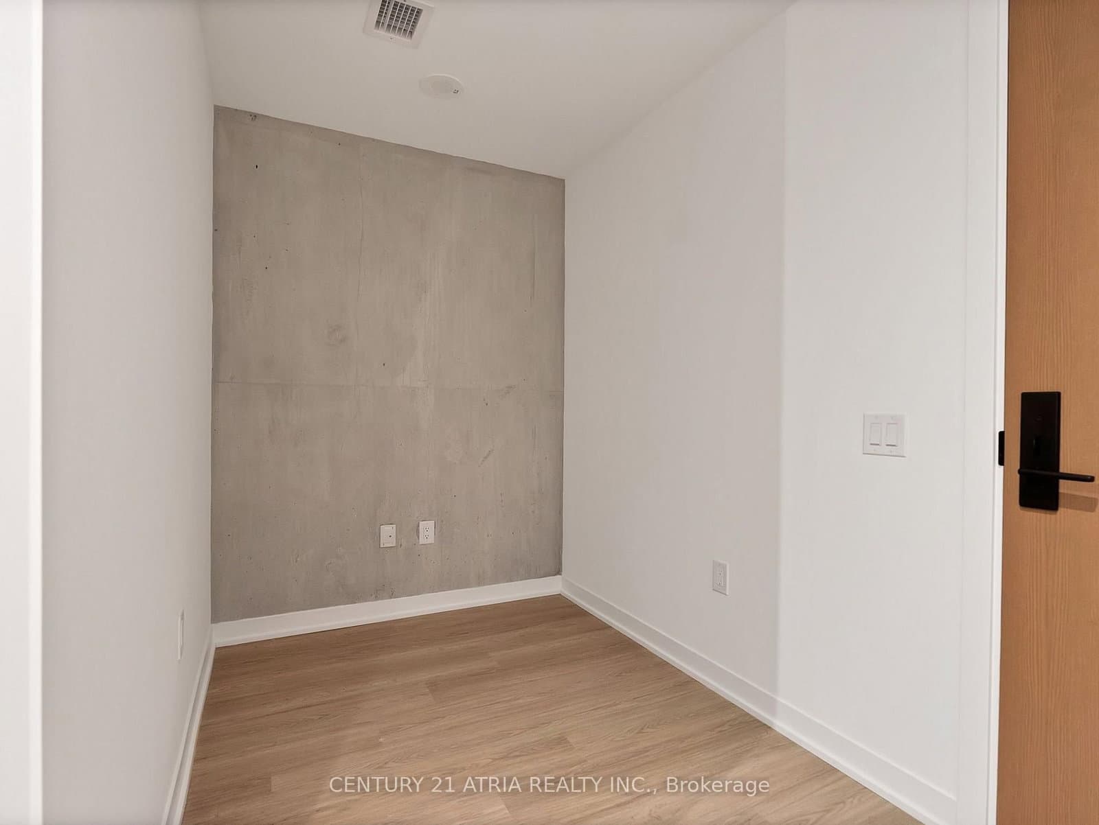 195 McCaul Street, Unit 716 thumbnail 32
