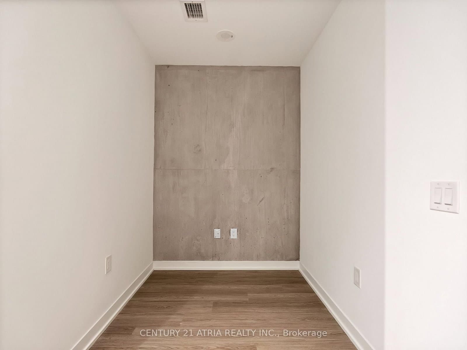 195 McCaul Street, Unit 716 thumbnail 34