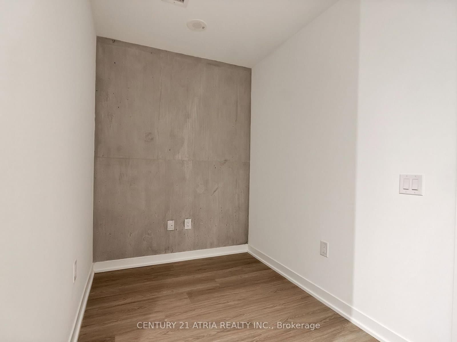 195 McCaul Street, Unit 716 thumbnail 35