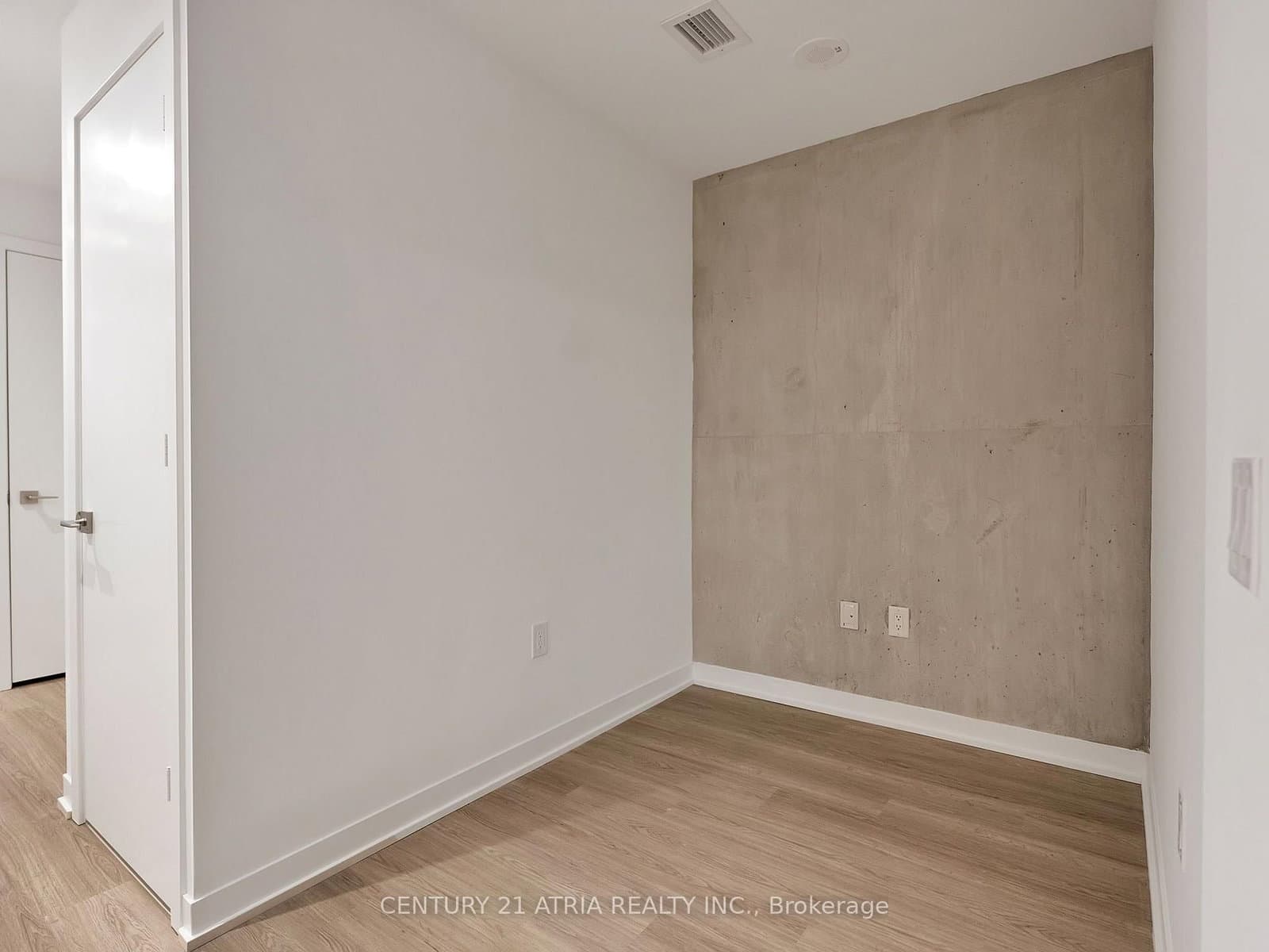 195 McCaul Street, Unit 716 thumbnail 36