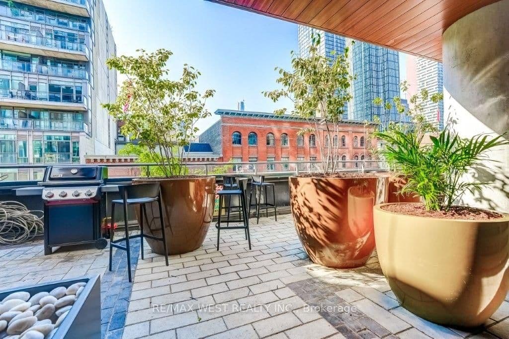 100 Queen Street E, Unit 2808 thumbnail 20
