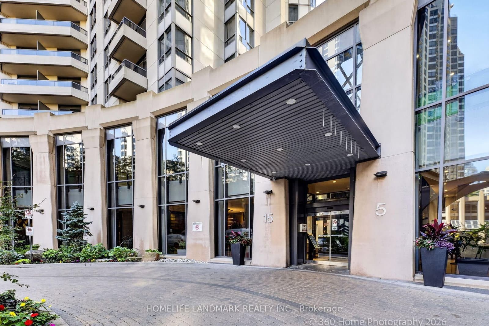 15 NORTHTOWN Way, Unit 829 thumbnail 3