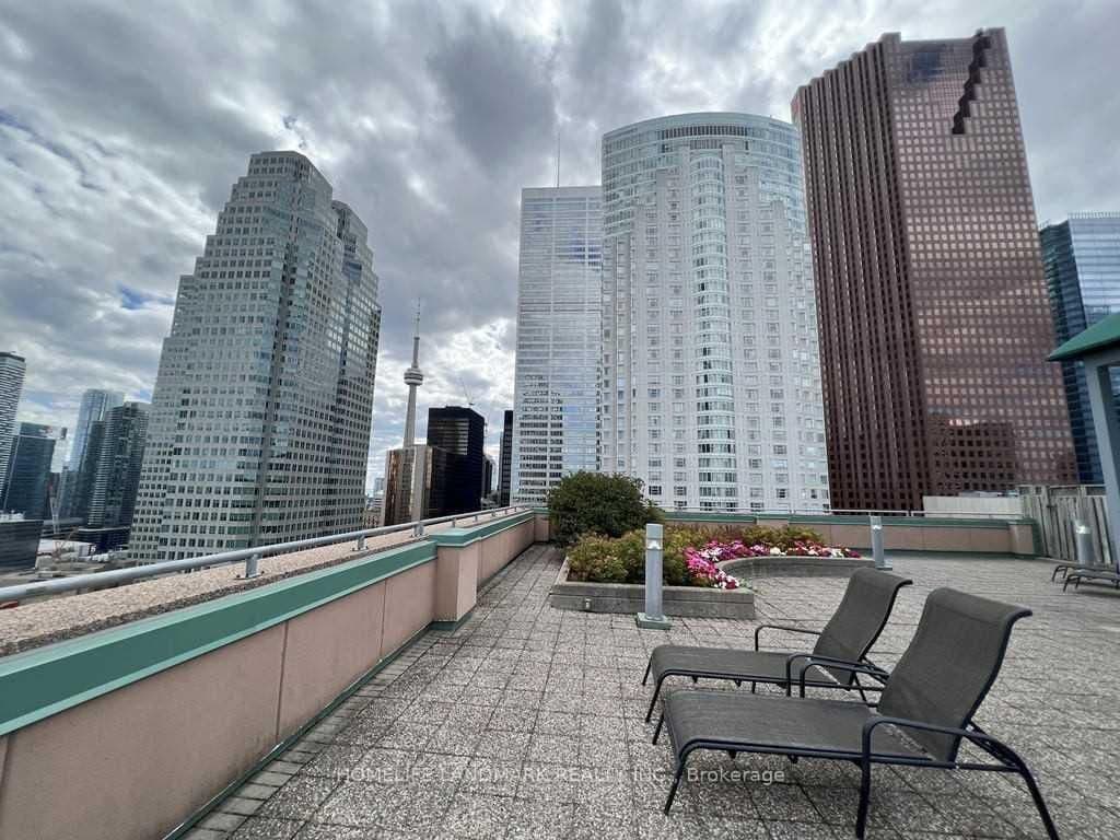 7 King Street E, Unit 1110 thumbnail 11