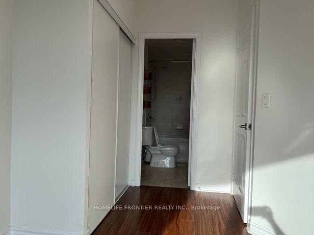 18 Holmes Avenue, Unit 1105 thumbnail 7