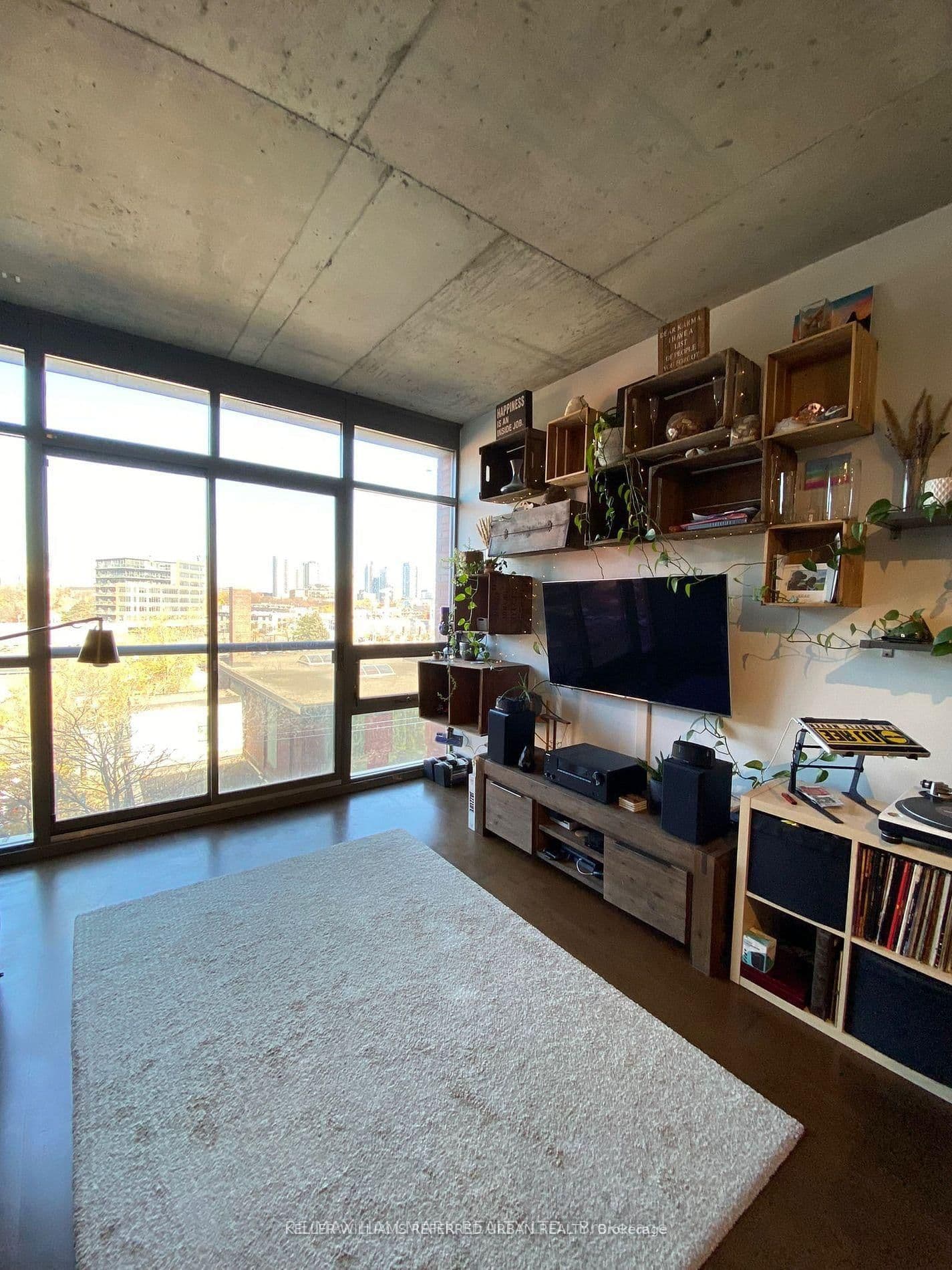 33 Mill Street, Unit 509 - Image 1